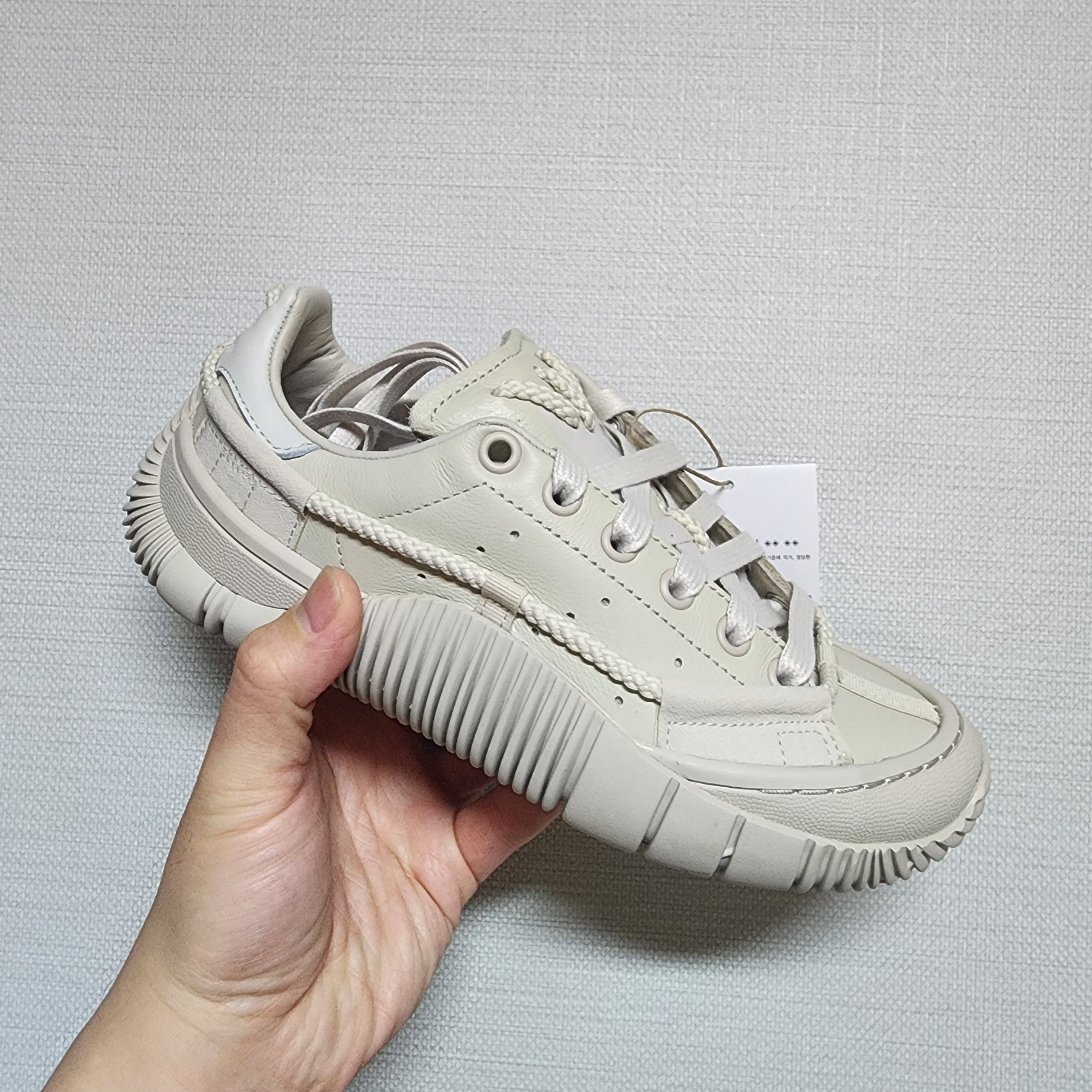 Adidas x Craig Green Scuba Stan Gobi 착용 스타일 - 1