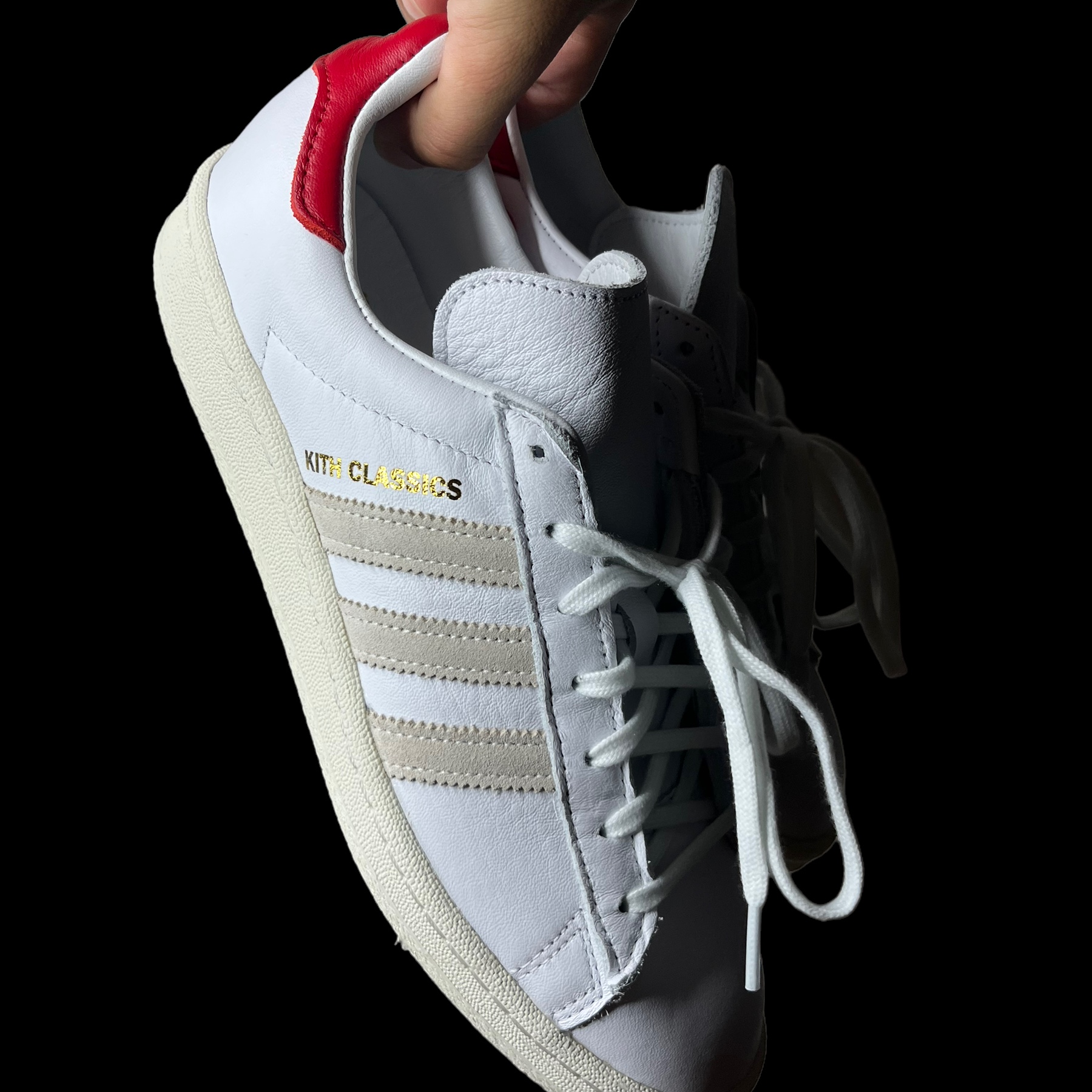 Adidas x Kith Campus 80s Classics Program Off White Scarlet 착용 스타일 - 1
