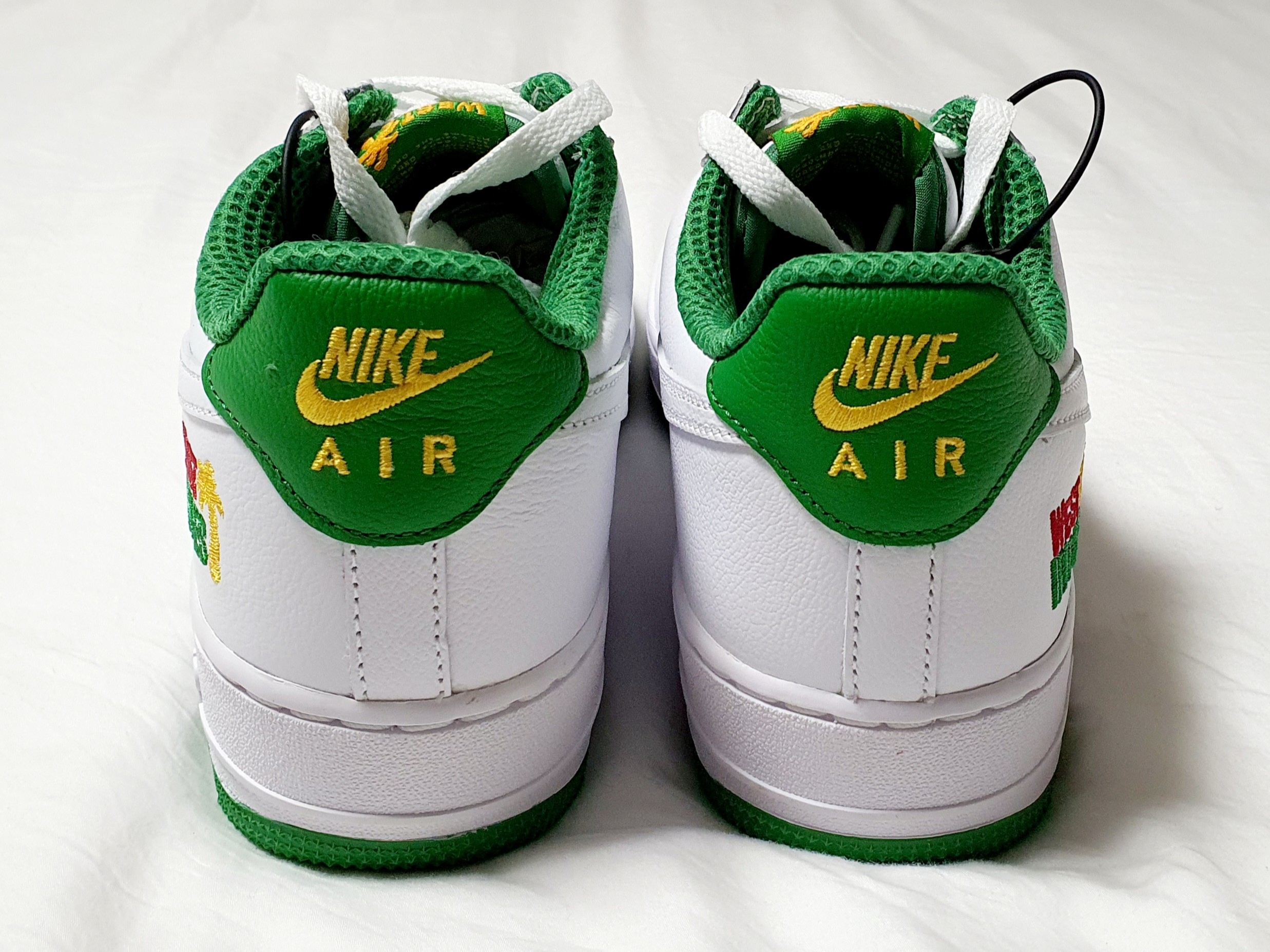 Nike Air Force 1 Low Retro QS West Indies Classic Green 착용 스타일 - 4