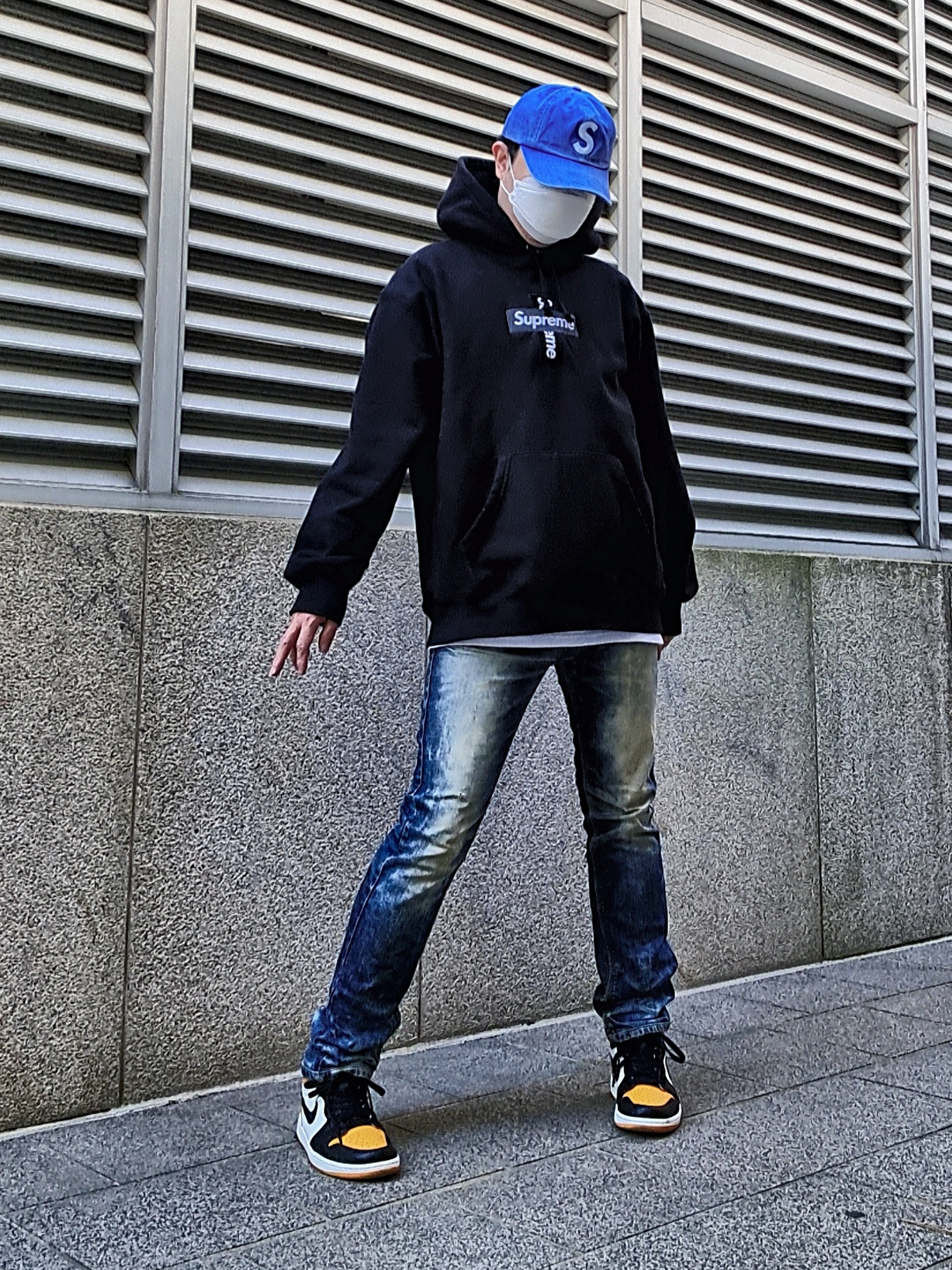 Supreme Pigment Print S Logo 6-Panel Royal - 20SS, Supreme Cross Box Logo Hooded Sweatshirt Black - 20FW 착용 스타일 - 1
