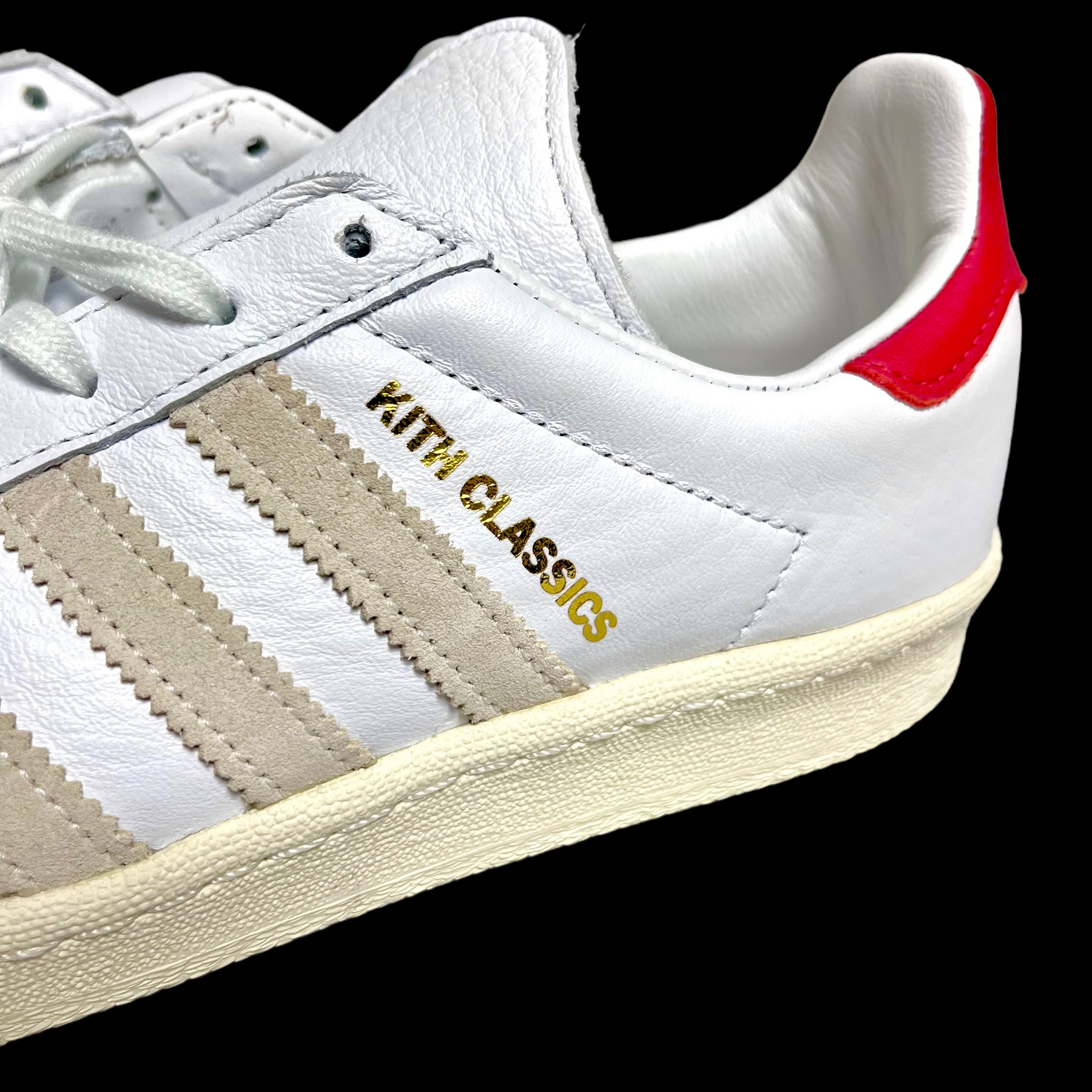 Adidas x Kith Campus 80s Classics Program Off White Scarlet 착용 스타일 - 3