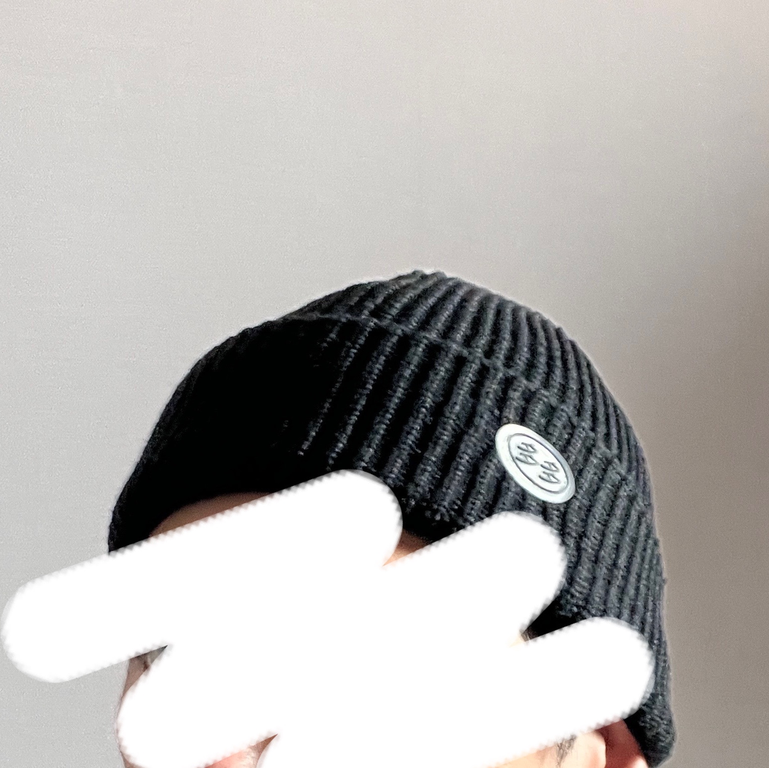 Dada Logo Beanie Black 착용 스타일 - 2