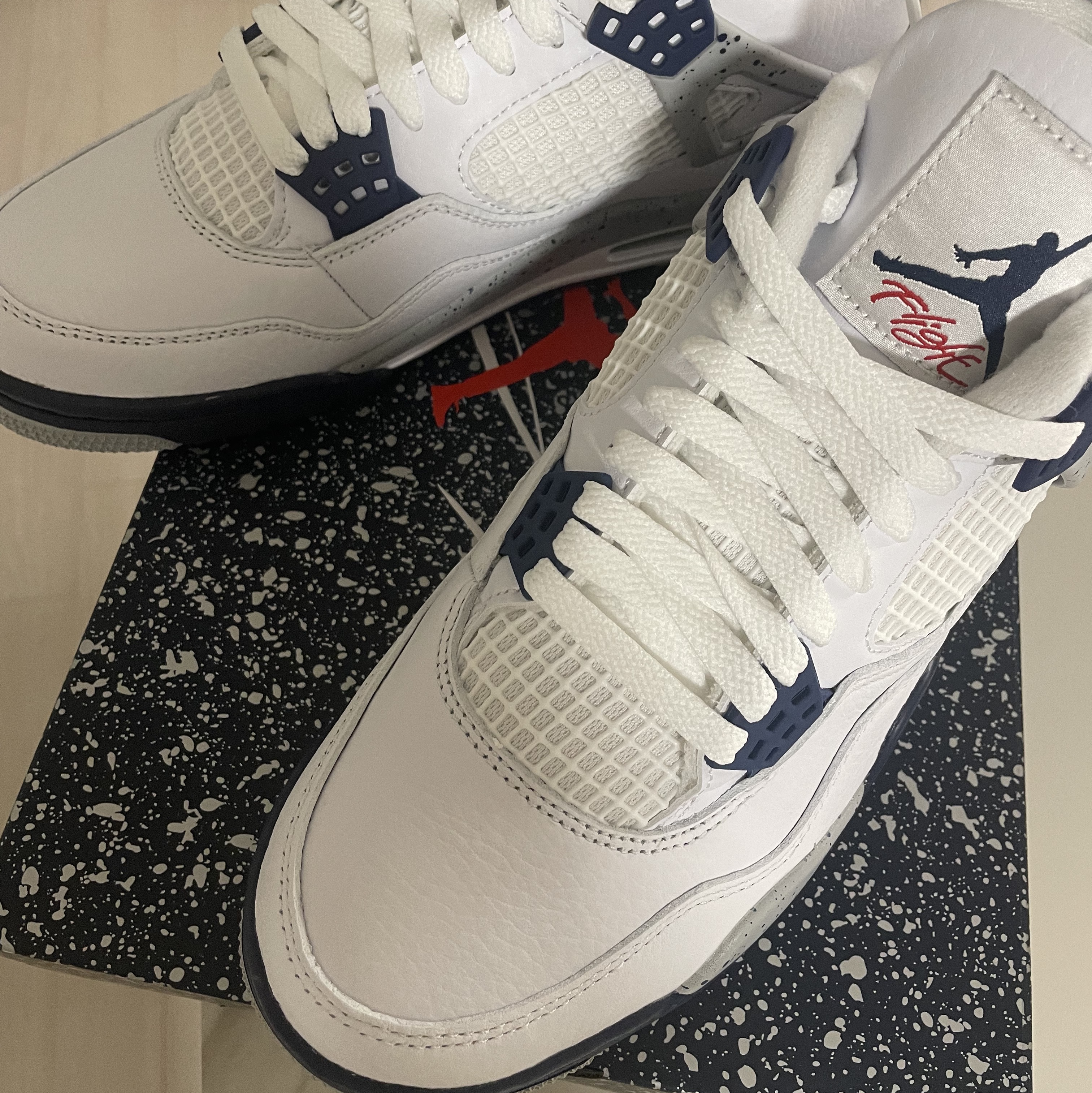Jordan 4 Retro Midnight Navy 착용 스타일 - 1