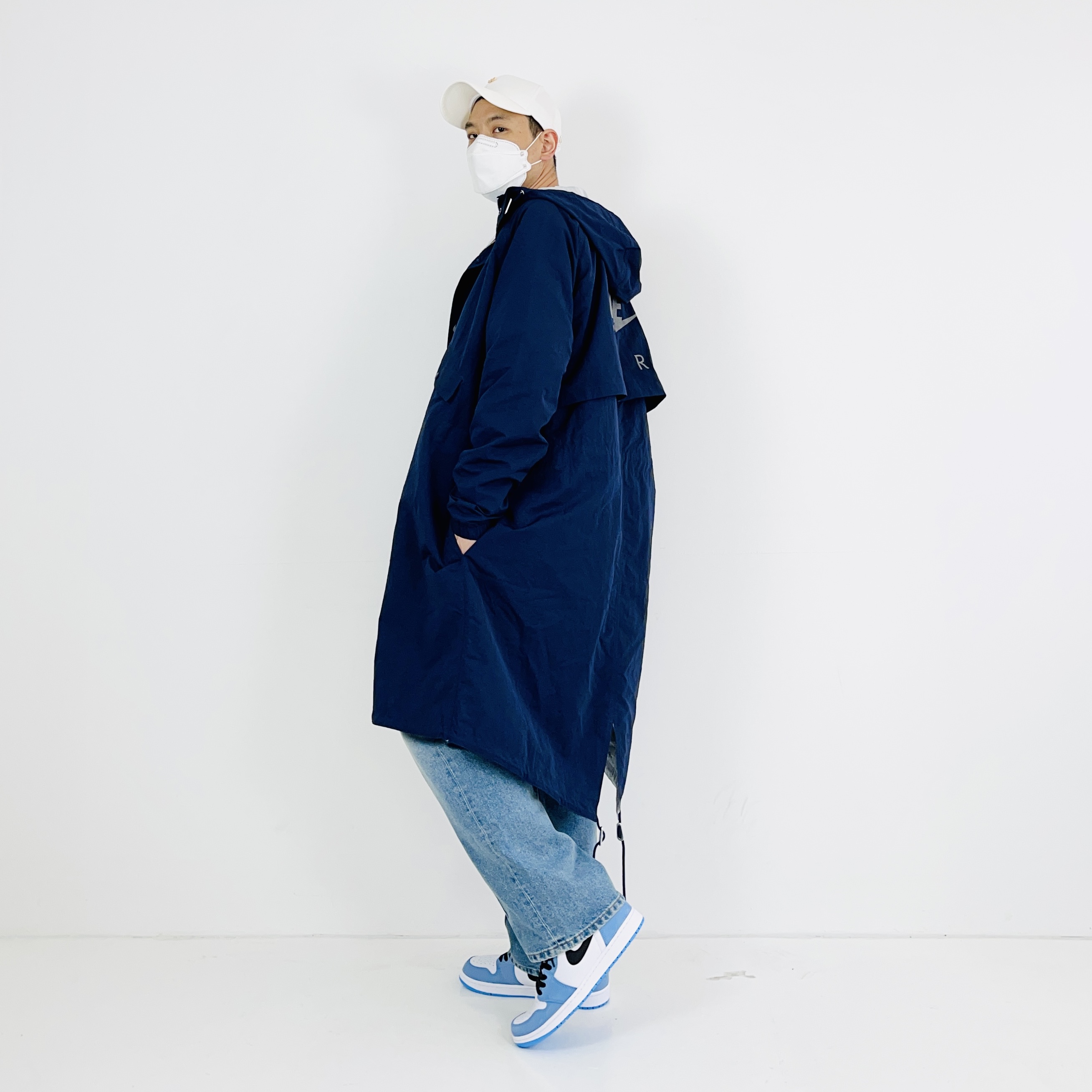 Jordan 1 Retro High OG University Blue, Nike x Kim Jones Reversible Parka Navy - Asia 착용 스타일 - 1