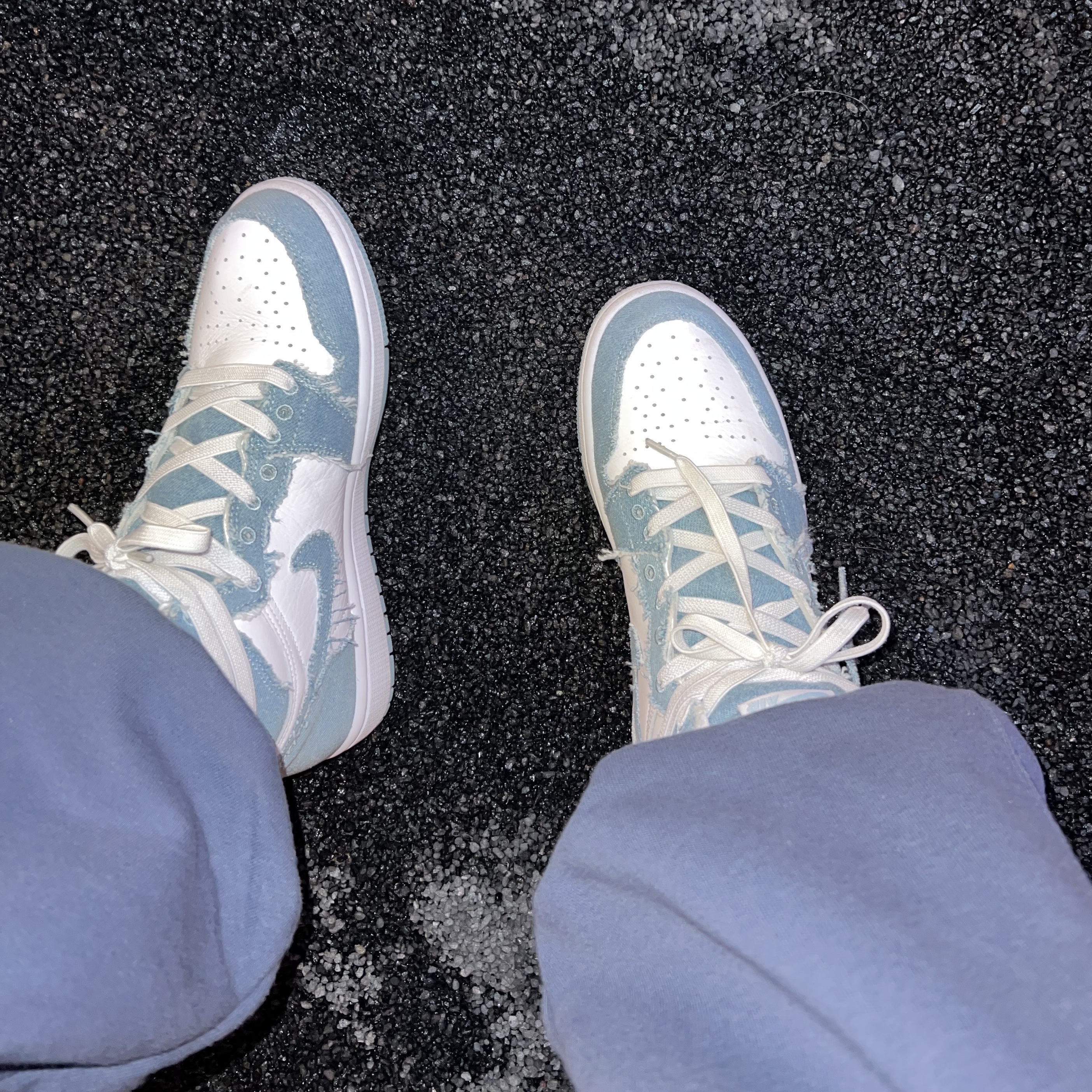 (W) Jordan 1 Retro High OG Denim 착용 스타일 - 2