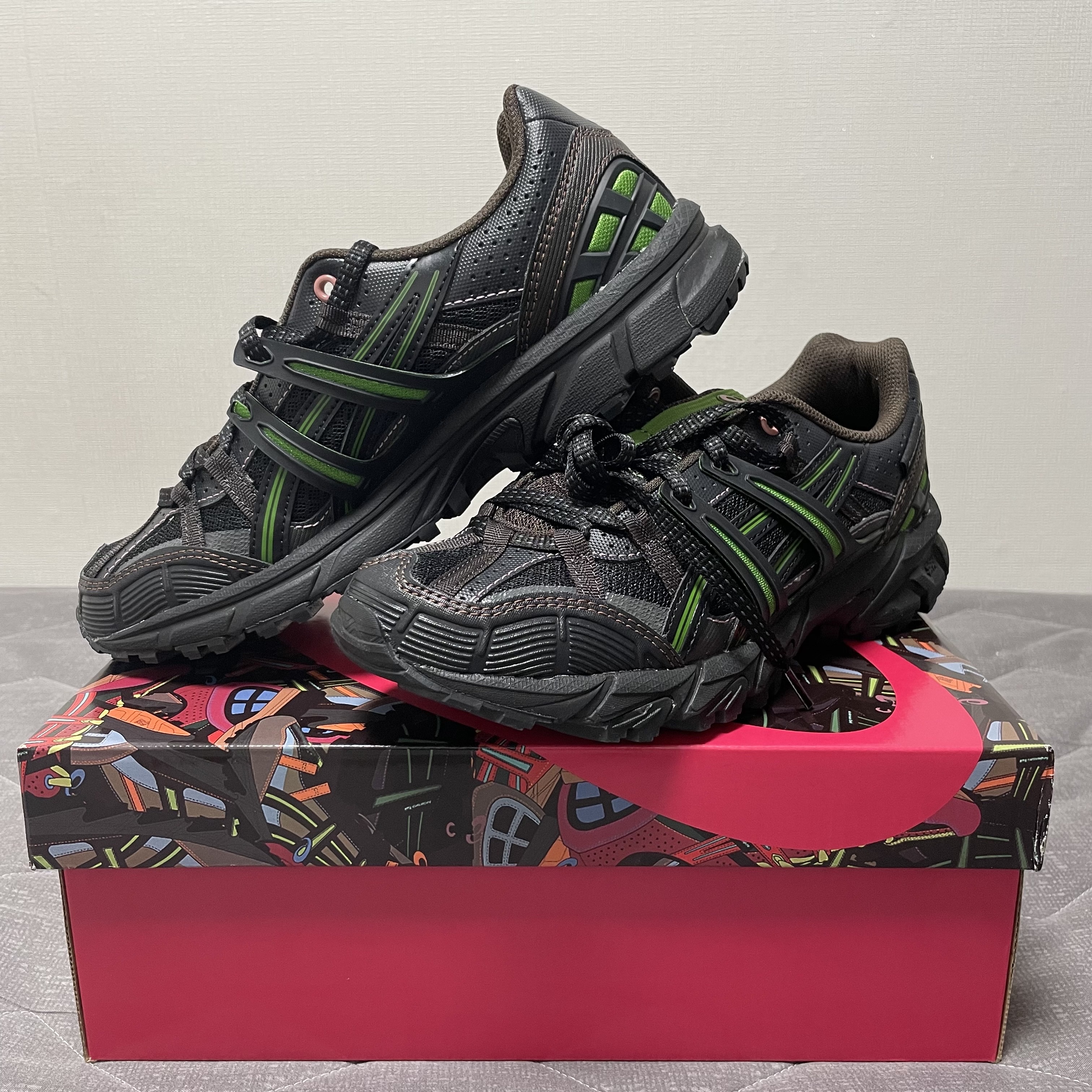 Asics x Andersson Bell Gel-Sonoma 15-50 Black Green 착용 스타일 - 1
