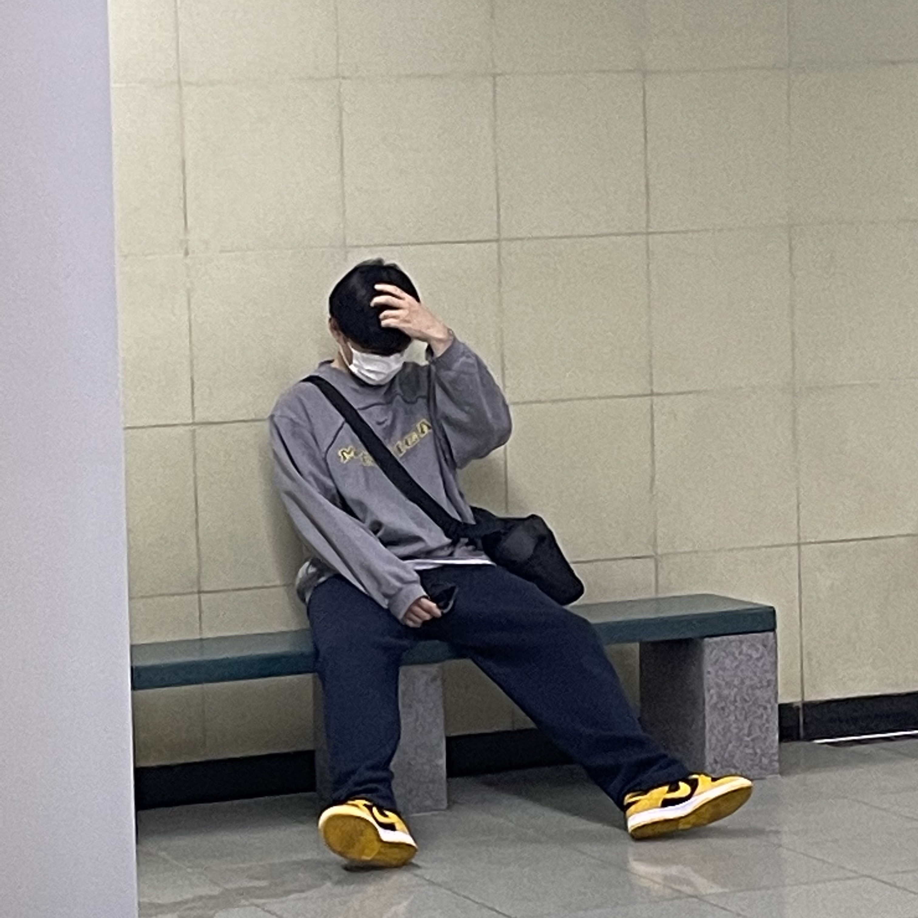 Nike Dunk Low Retro Championship Goldenrod 착용 스타일 - 1