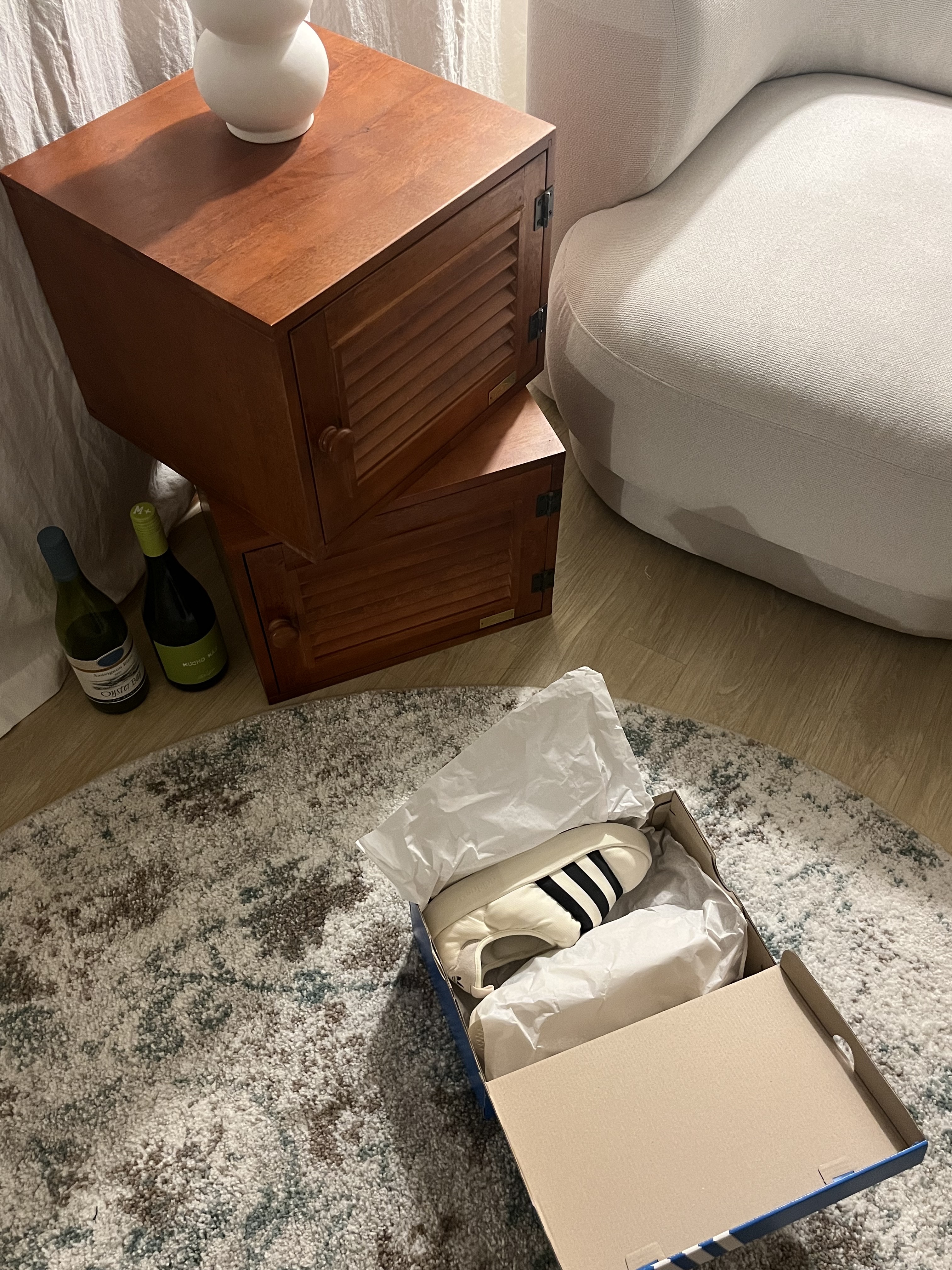 Adidas Puffylette Off White, Adidas Puffylette Core Black ์ฐฉ์ฉ ์คํ์ผ - 2