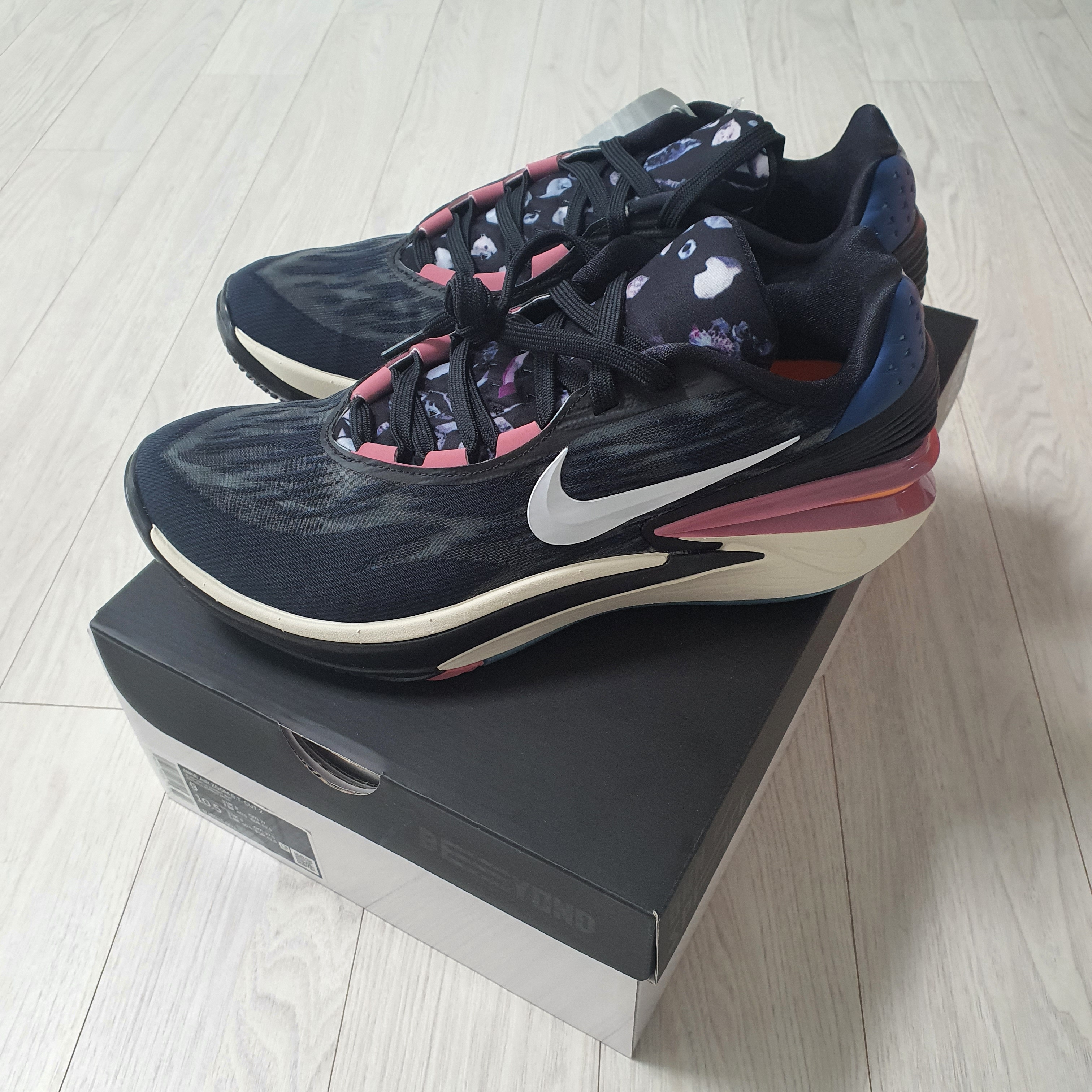 Nike Air Zoom GT Cut 2 Black Racer Blue 착용 스타일 - 2