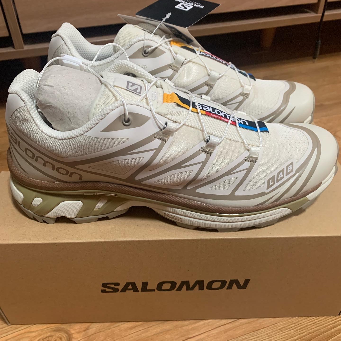 Salomon XT-6 Turtledove 착용 스타일 - 2