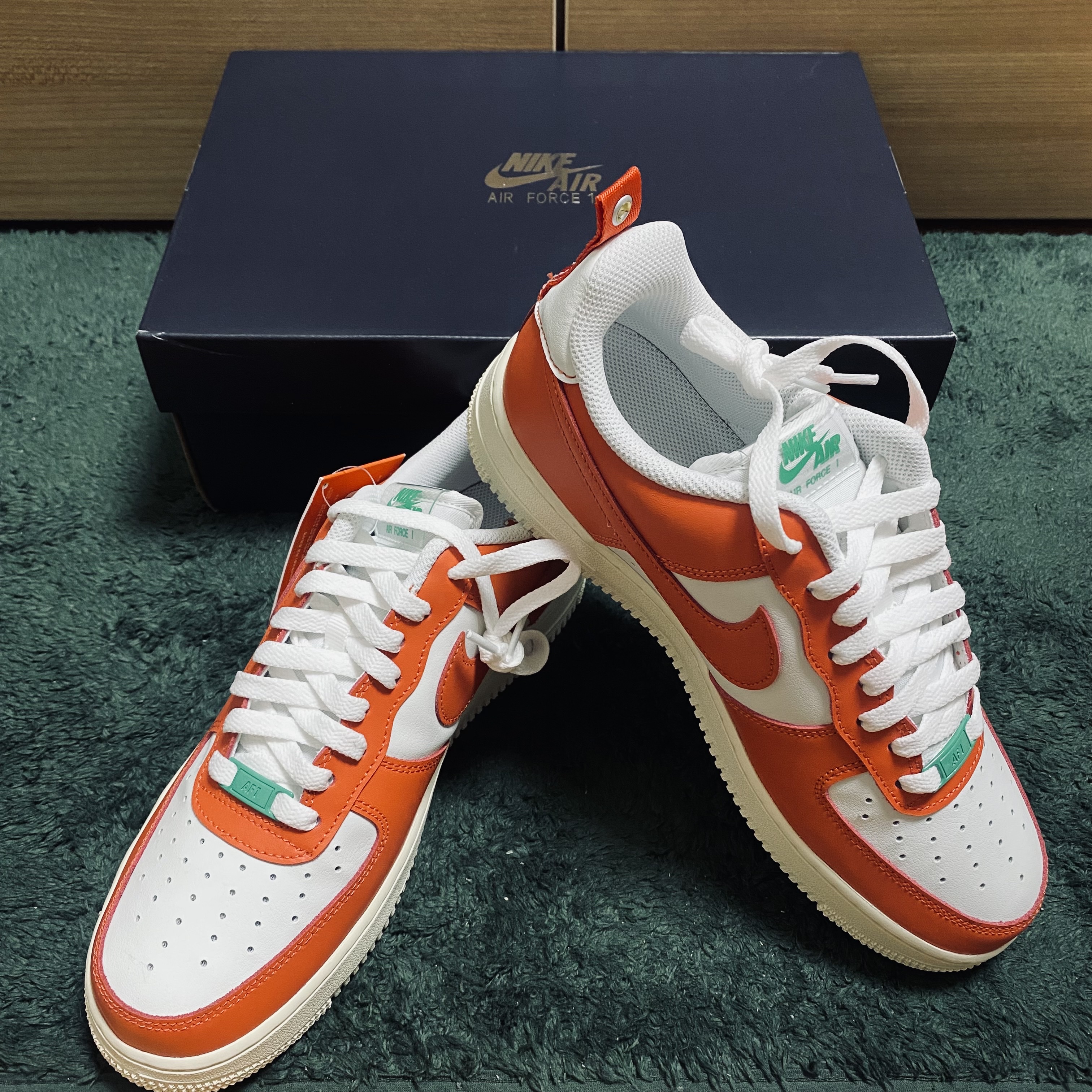 Nike Air Force 1 '07 LV8 Pojangmacha 착용 스타일