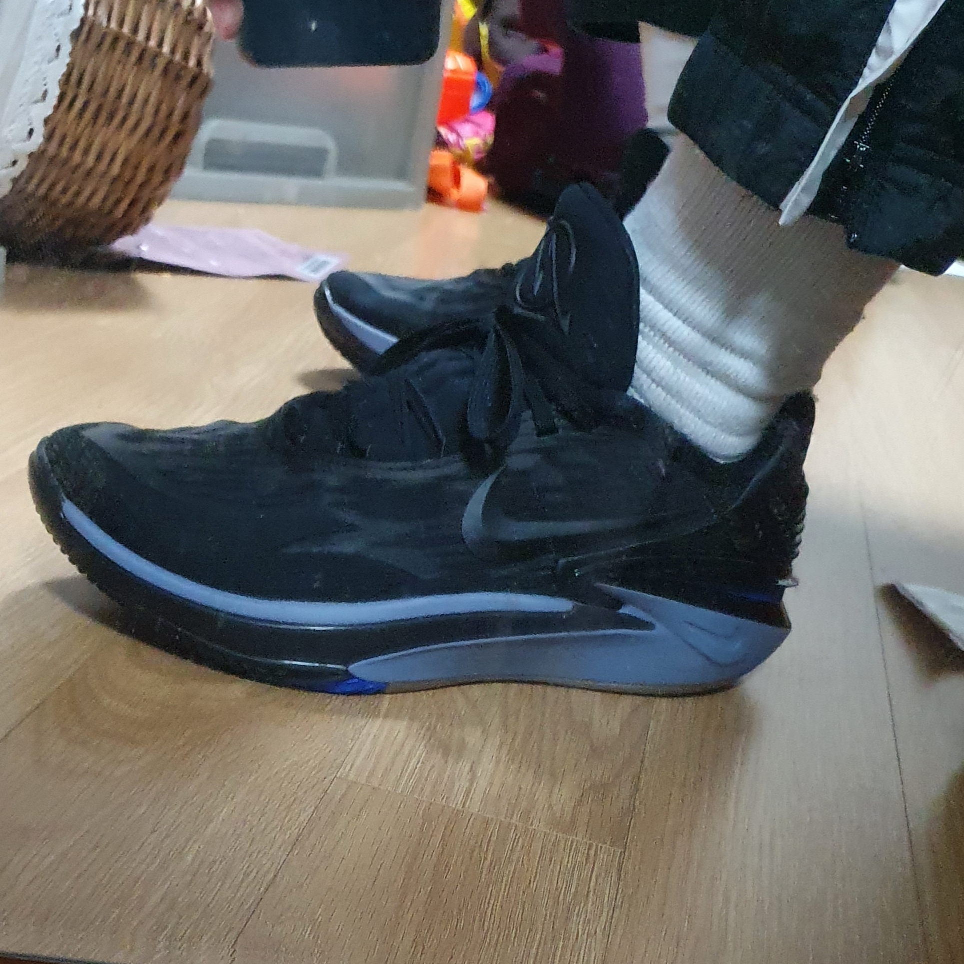 Nike Air Zoom GT Cut 2 Black Racer Blue 착용 스타일