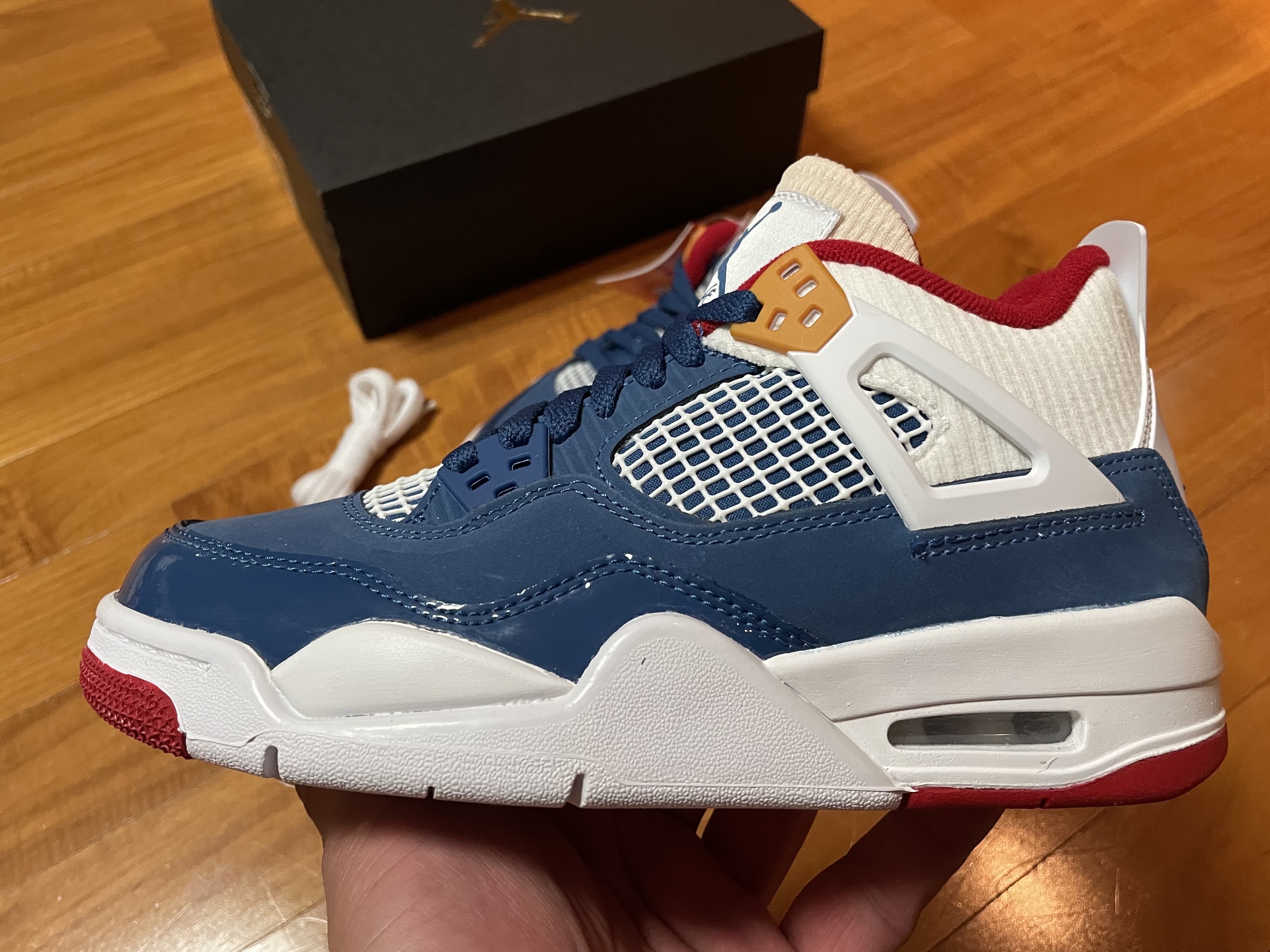 (GS) Jordan 4 Retro French Blue 착용 스타일 - 4