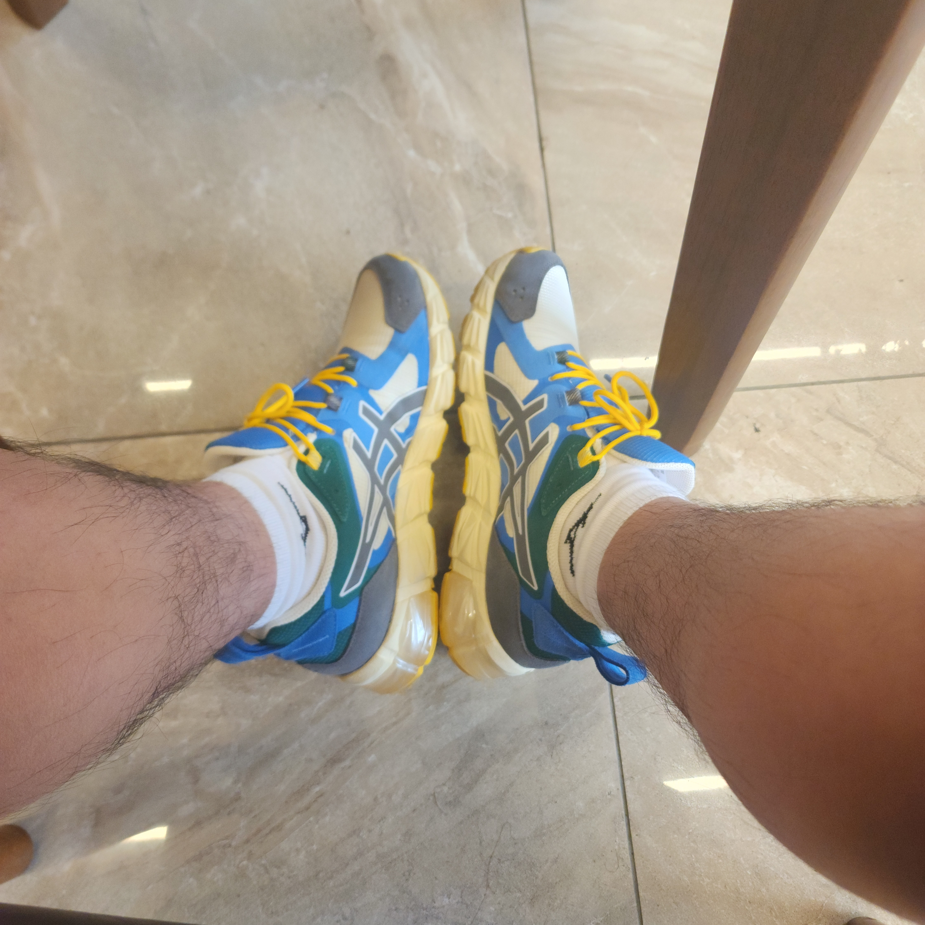 Asics x Ballaholic Gel Quantum 180 Cream Metropolis 착용 스타일