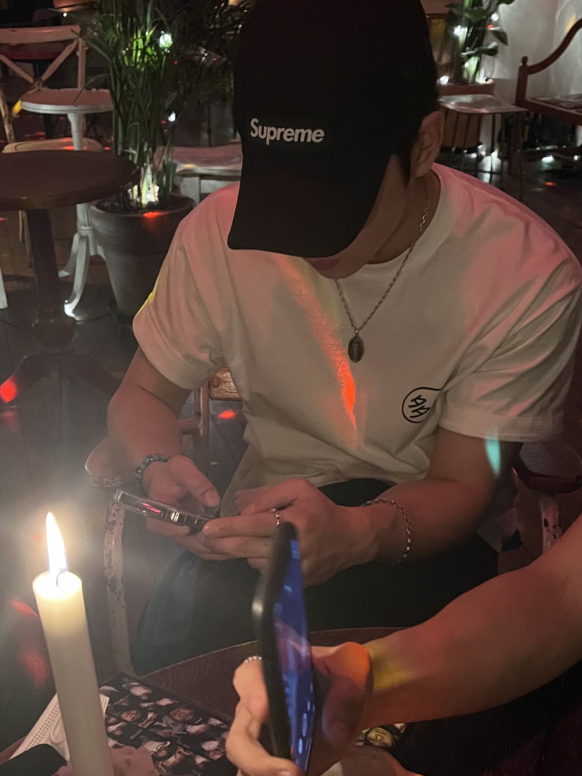 Supreme Military Camp Cap Black - 22FW, Dada Student T-Shirt White 착용 스타일 - 2