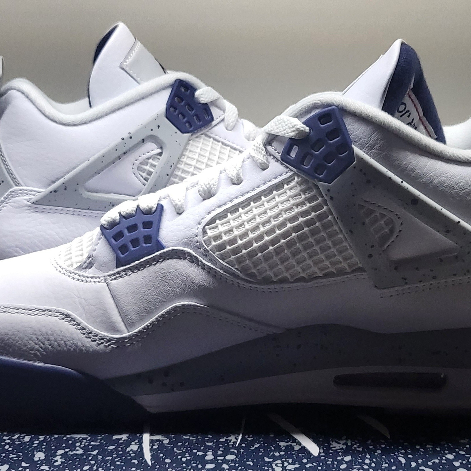Jordan 4 Retro Midnight Navy 착용 스타일 - 3