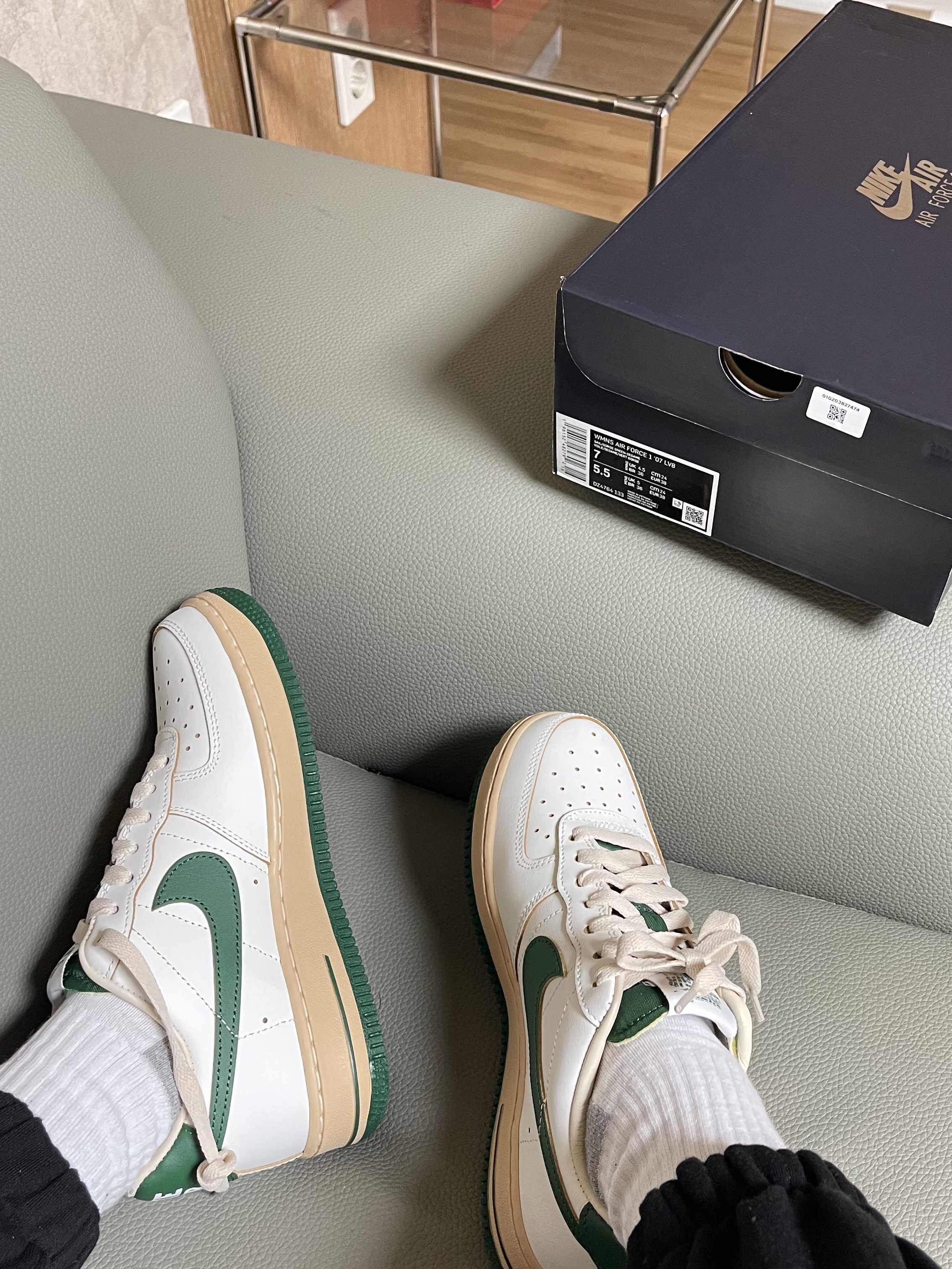 (W) Nike Air Force 1 Low Gorge Green 착용 스타일 - 3