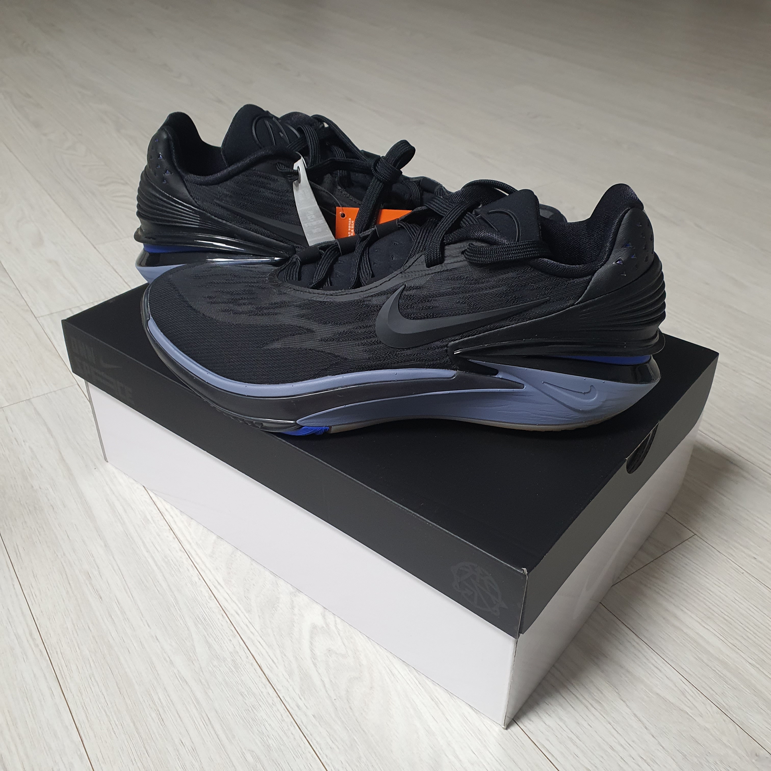 Nike Air Zoom GT Cut 2 Black Racer Blue 착용 스타일 - 1