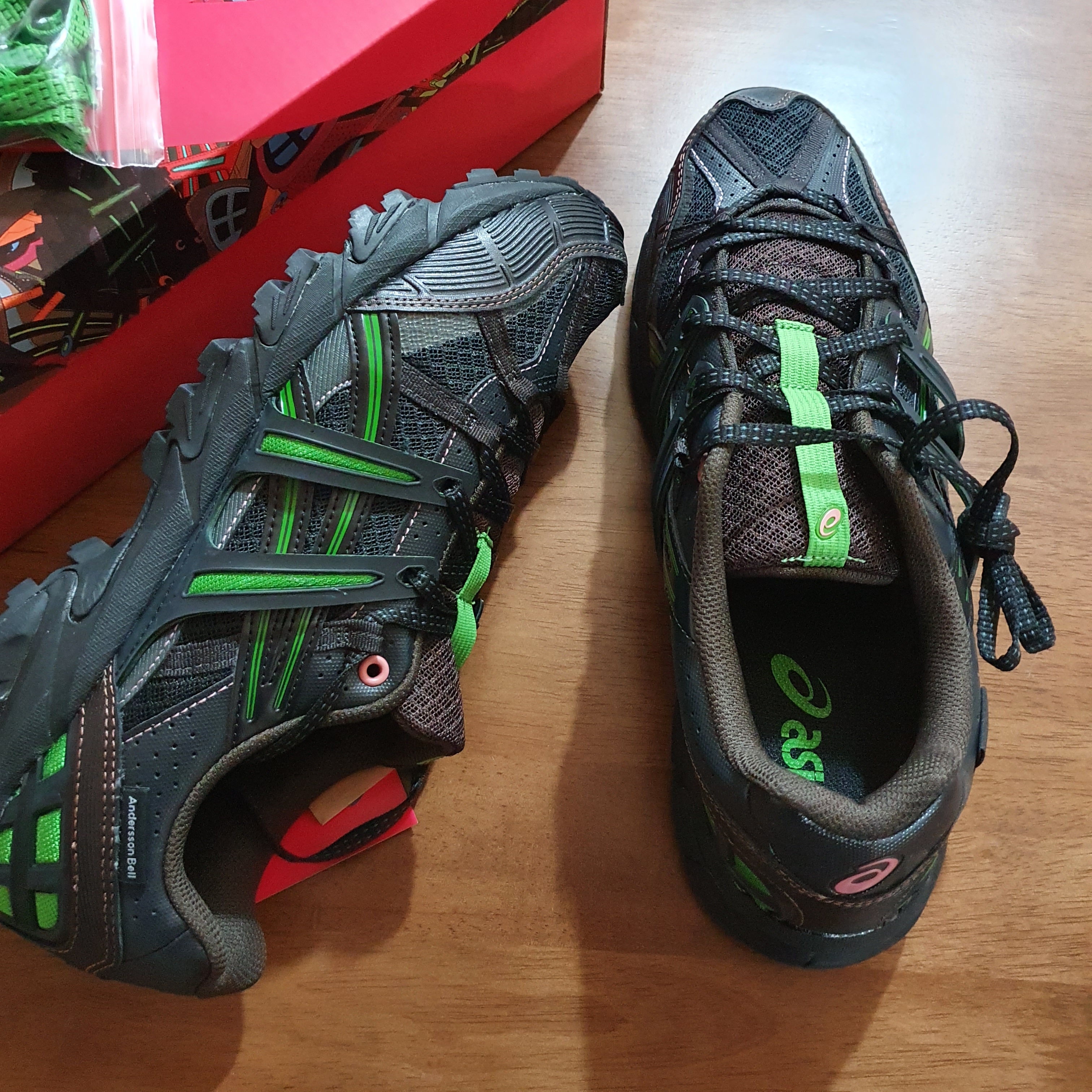 Asics x Andersson Bell Gel-Sonoma 15-50 Black Green 착용 스타일 - 2