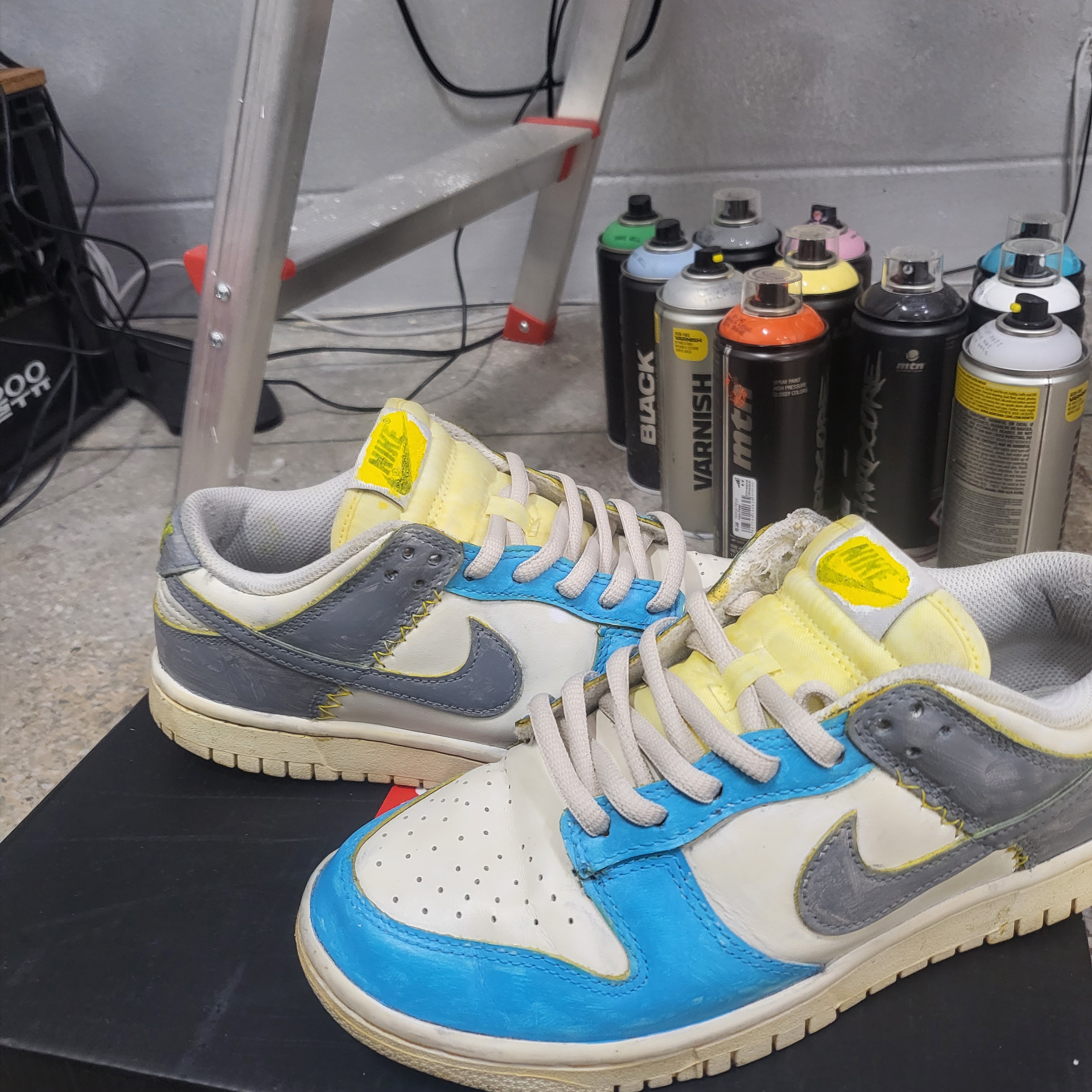 (W) Nike Dunk Low Triple White 착용 스타일 - 1