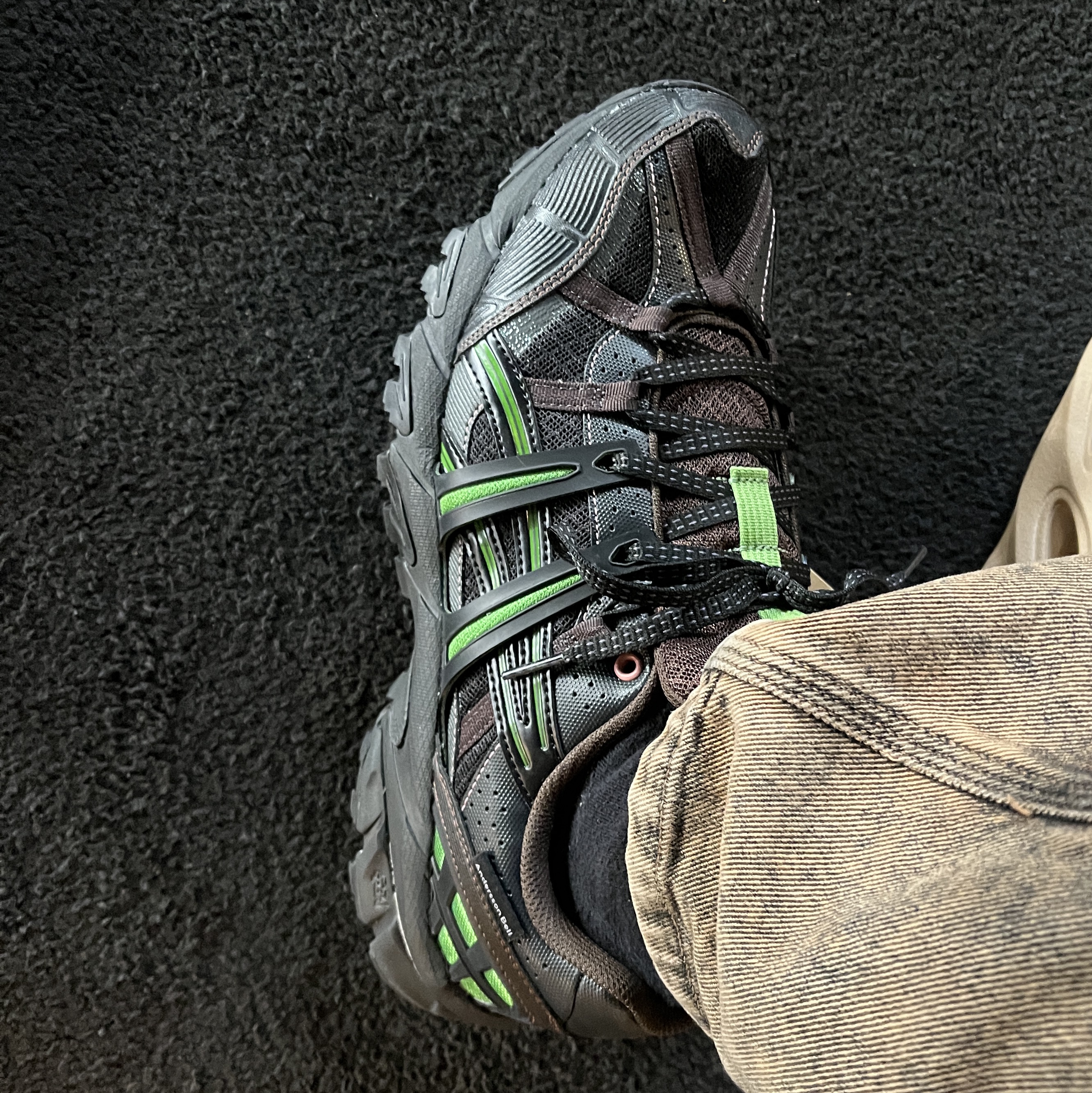 Asics x Andersson Bell Gel-Sonoma 15-50 Black Green 착용 스타일