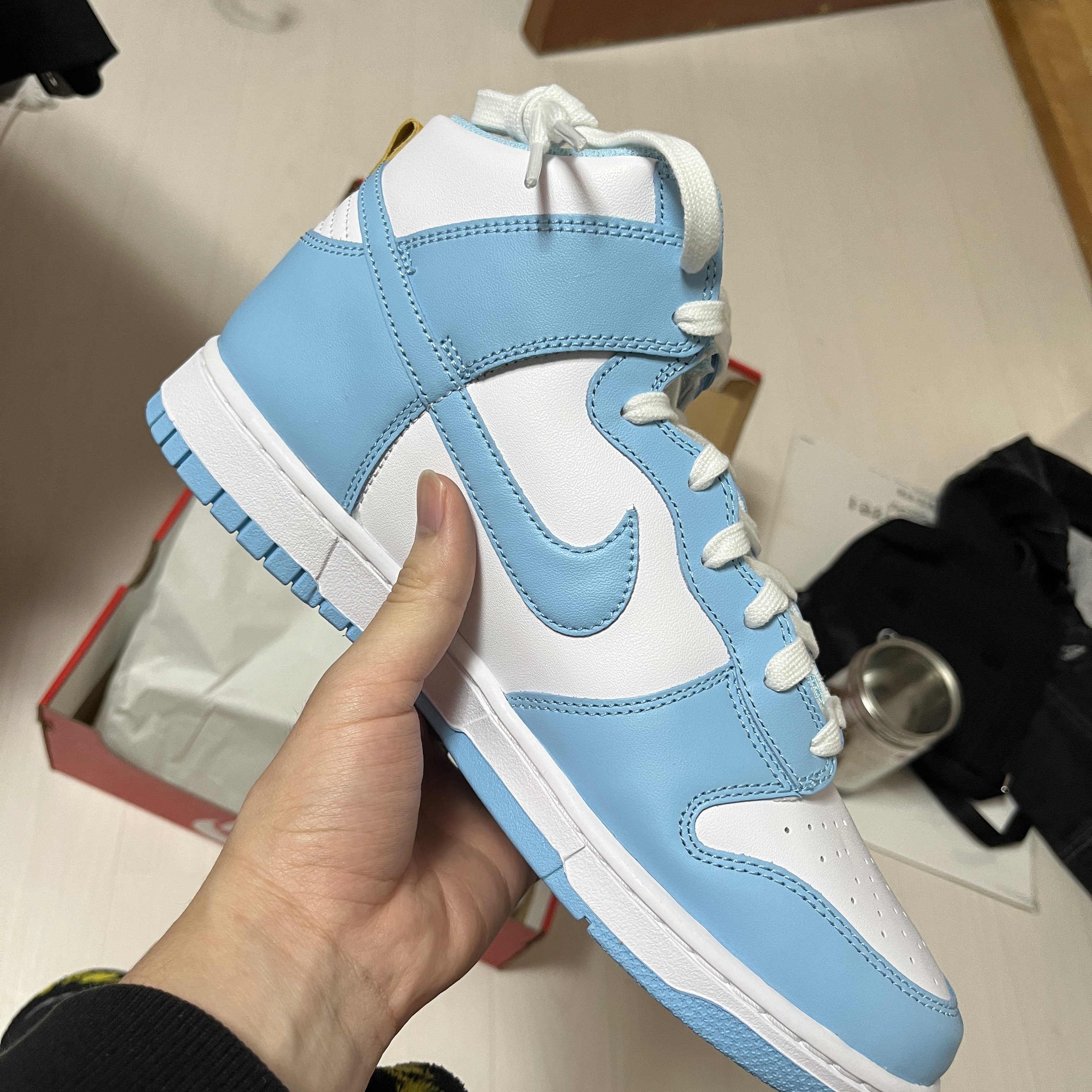 Nike Dunk High Retro Blue Chill 착용 스타일