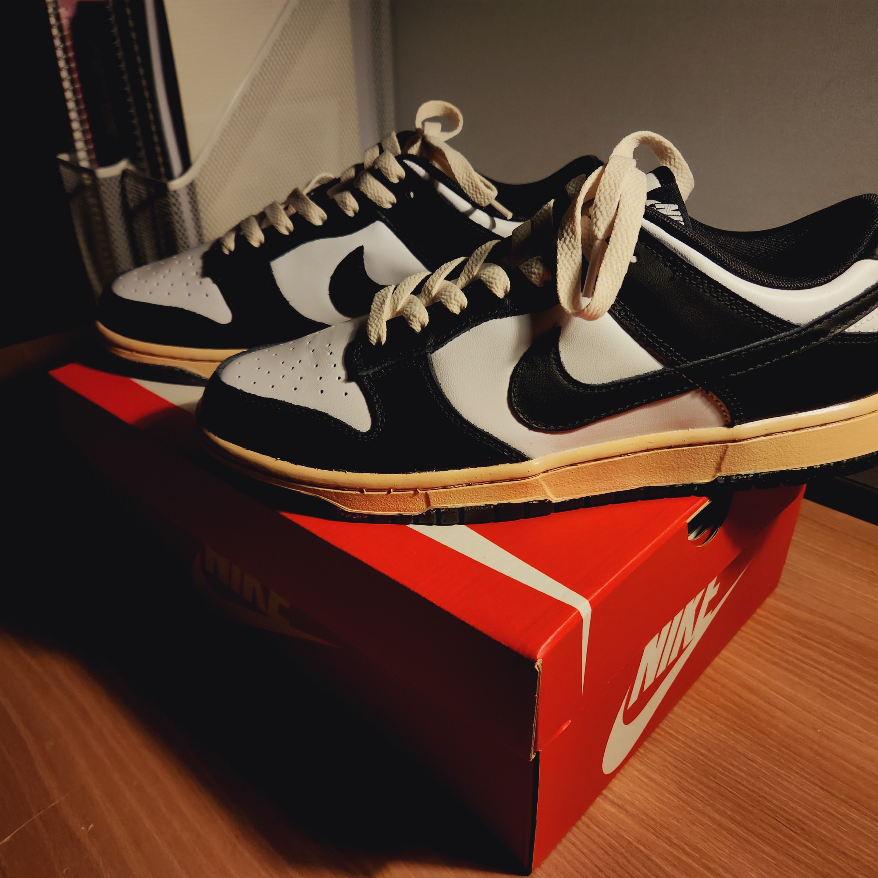 Nike Dunk Low Retro Black ์ฐฉ์ฉ ์คํ์ผ - 3