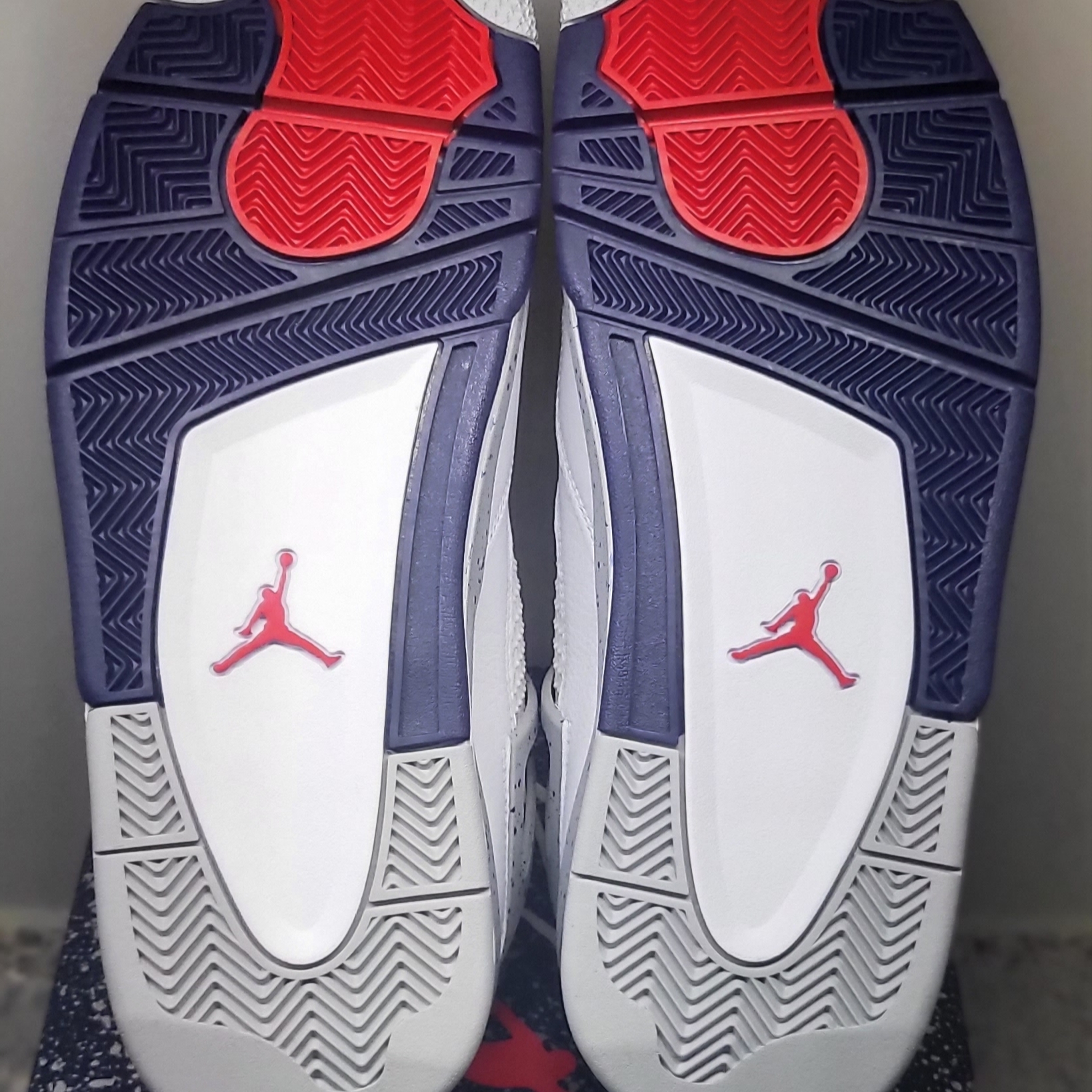 Jordan 4 Retro Midnight Navy 착용 스타일 - 5