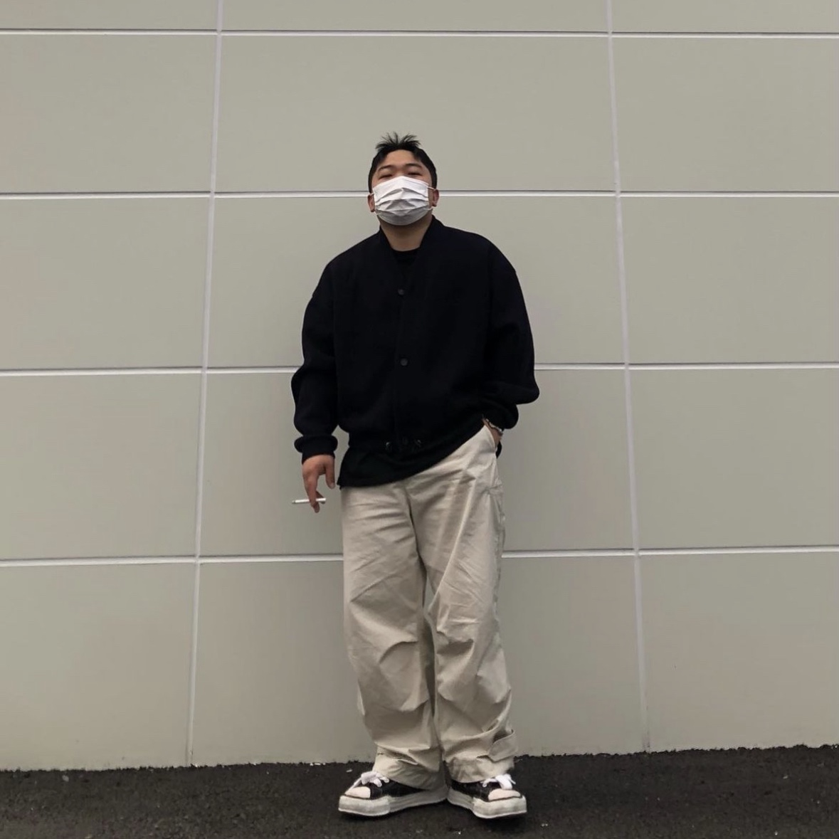 Maison Mihara Yasuhiro Peterson OG Sole Canvas Low Sneakers Black, Stussy x CDG Surfman T-Shirt Black 착용 스타일