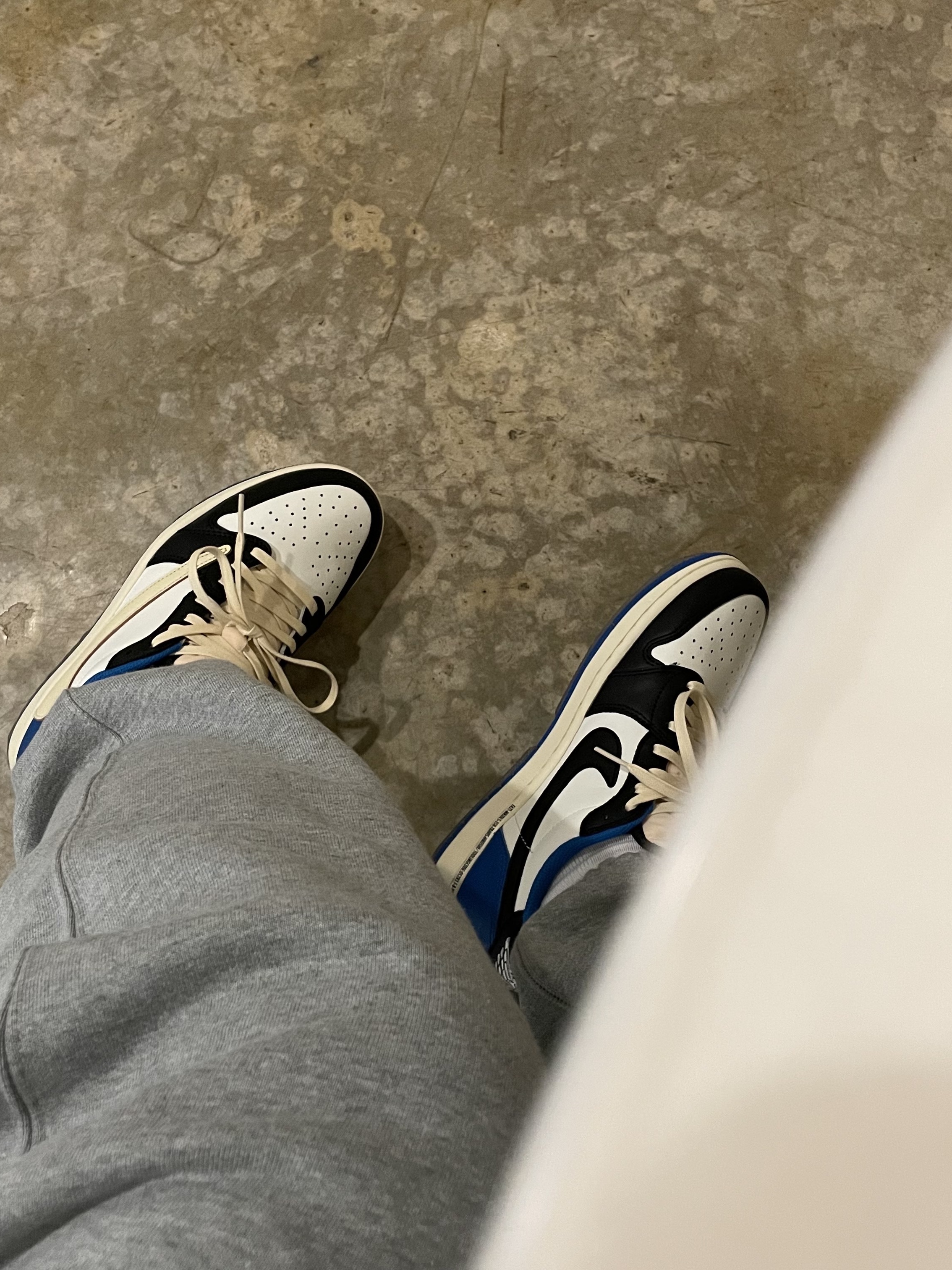 Nike x Stussy NRG ZR Fleece Crewneck Heather Grey - US/EU, Nike x Stussy NRG ZR Fleece Pants Heather Grey - US/EU 착용 스타일 - 2