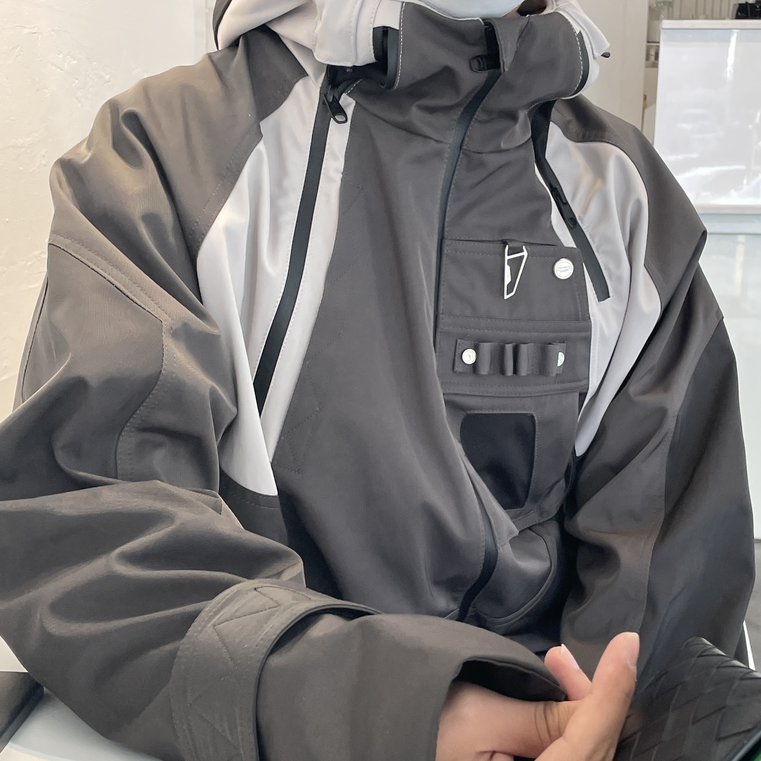 Undermycar Kame Multi Zip Turtle Shell Parka Driftwood - 22FW, Adidas Puffylette Core Black 착용 스타일 - 5