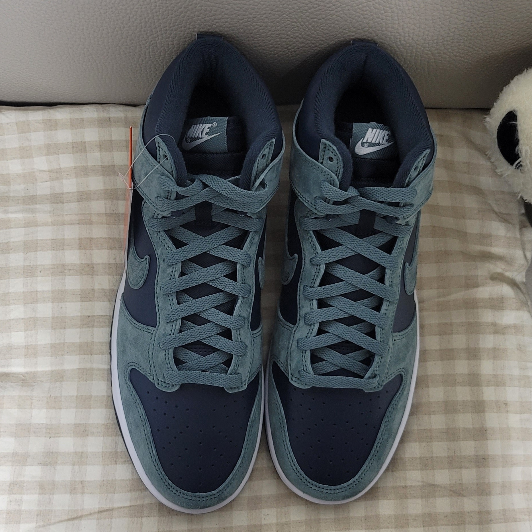 Nike Dunk High Retro PRM Armory Navy and Mineral Slate 착용 스타일 - 3