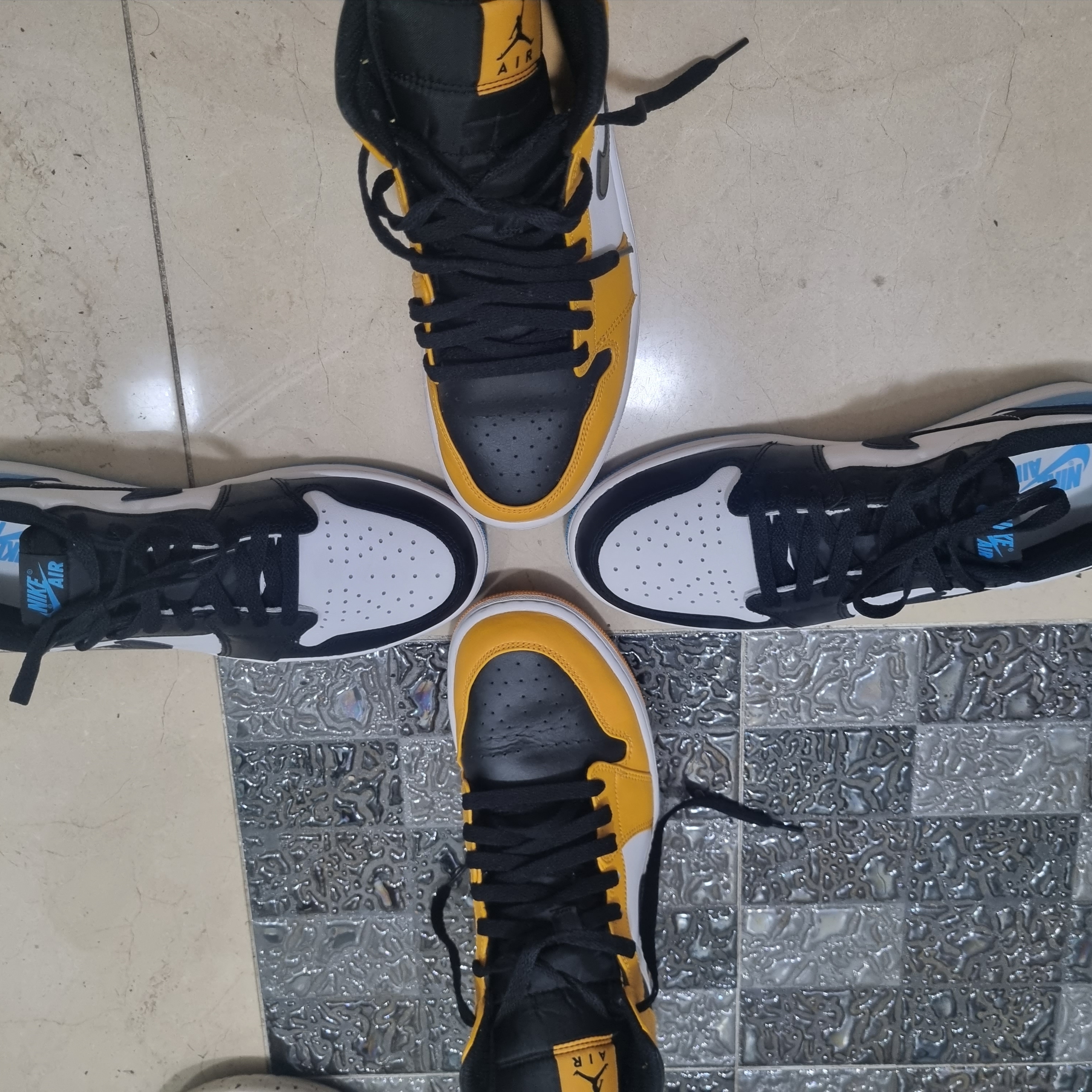 Jordan 1 Retro Low OG Black and Dark Powder Blue, Jordan 1 Mid Taxi 착용 스타일 - 3