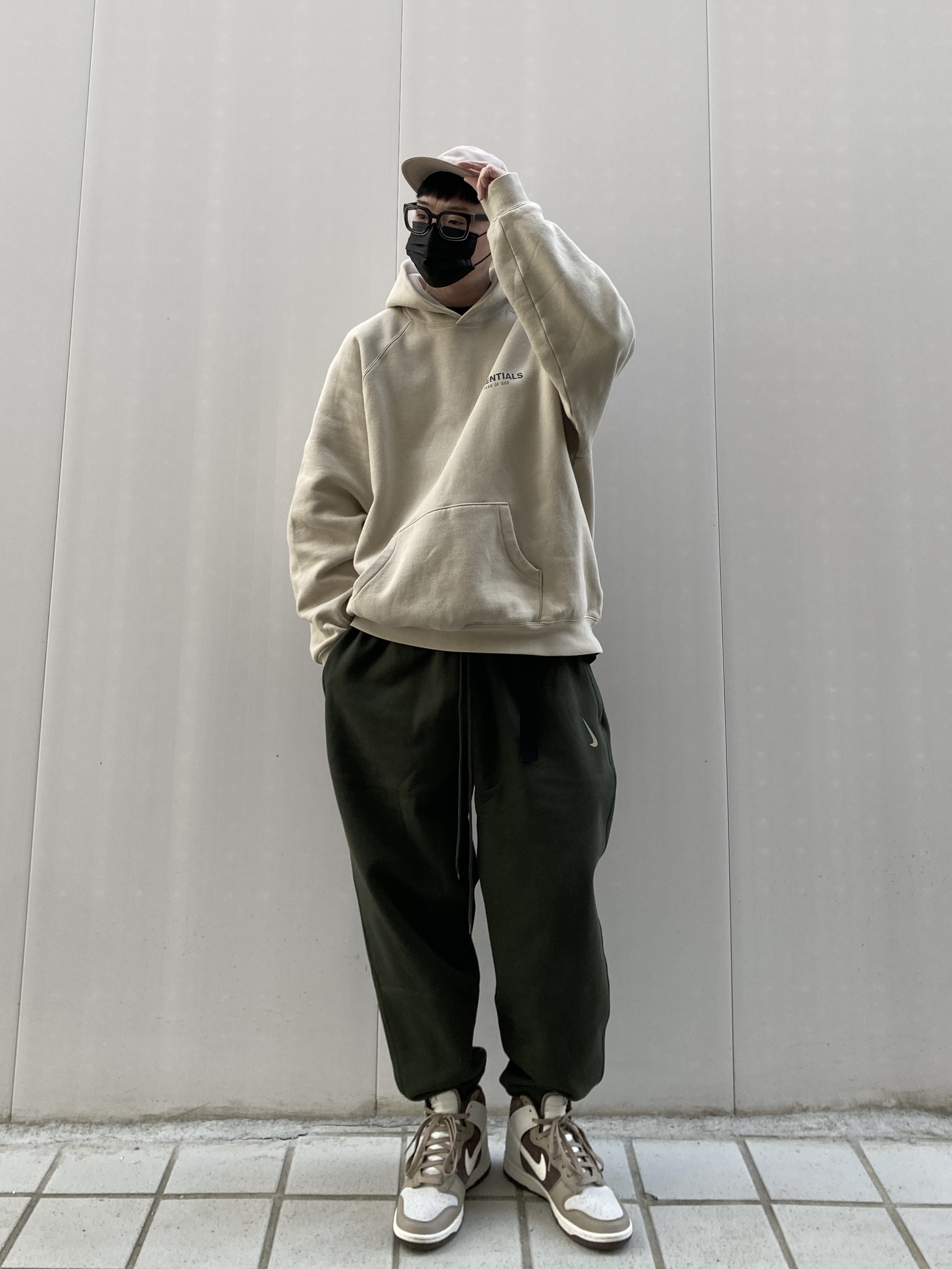 Nike x Billie Eilish NRG Fleece Pants Sequoia - US/EU, Nike x Billie Eilish NRG Fleece Pants Sequoia - Asia 착용 스타일 - 1