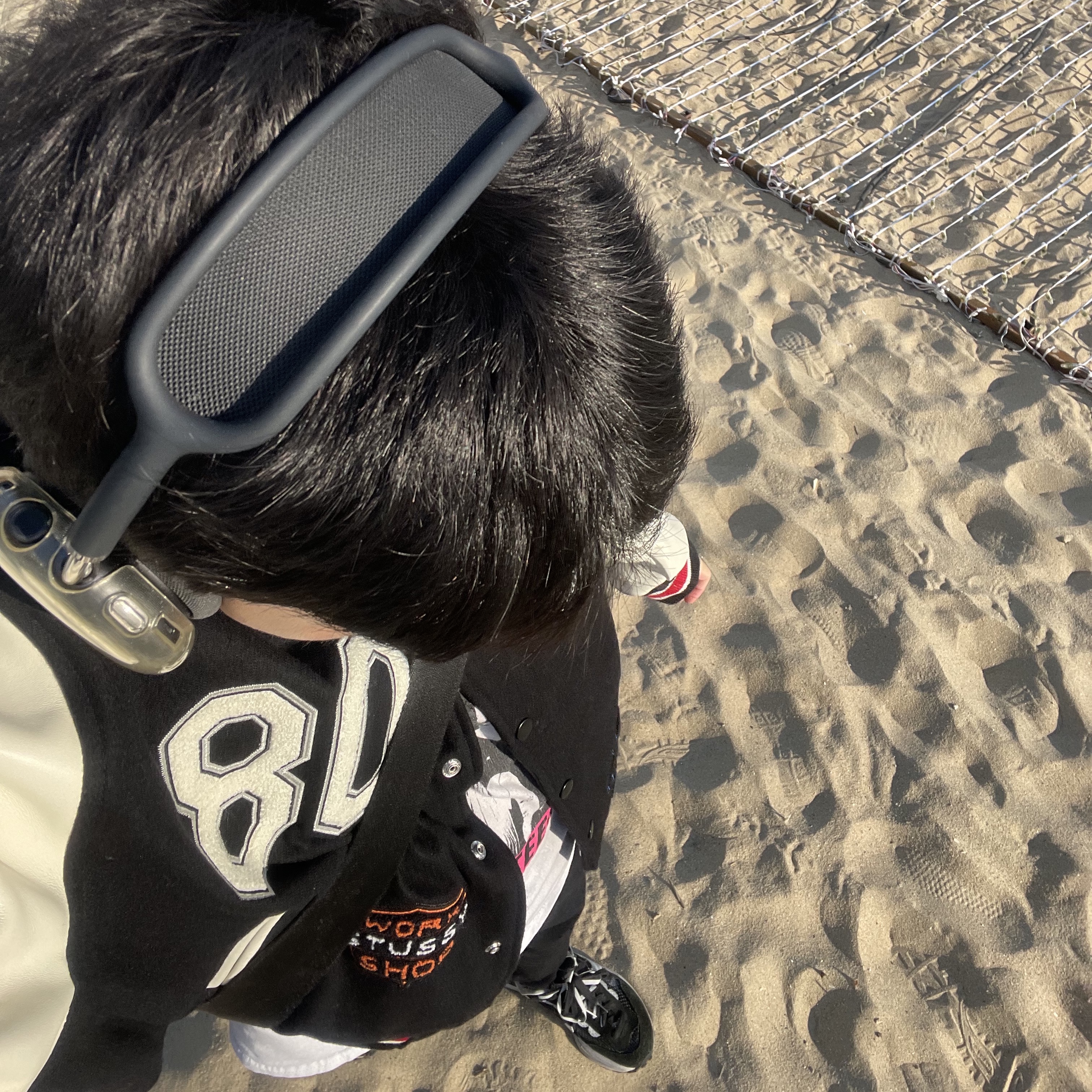 Apple AirPods Max Lightning Space Gray (Korean Ver.), Stussy x Our Legacy x Denim Tears TTL Varsity Jacket Black 착용 스타일