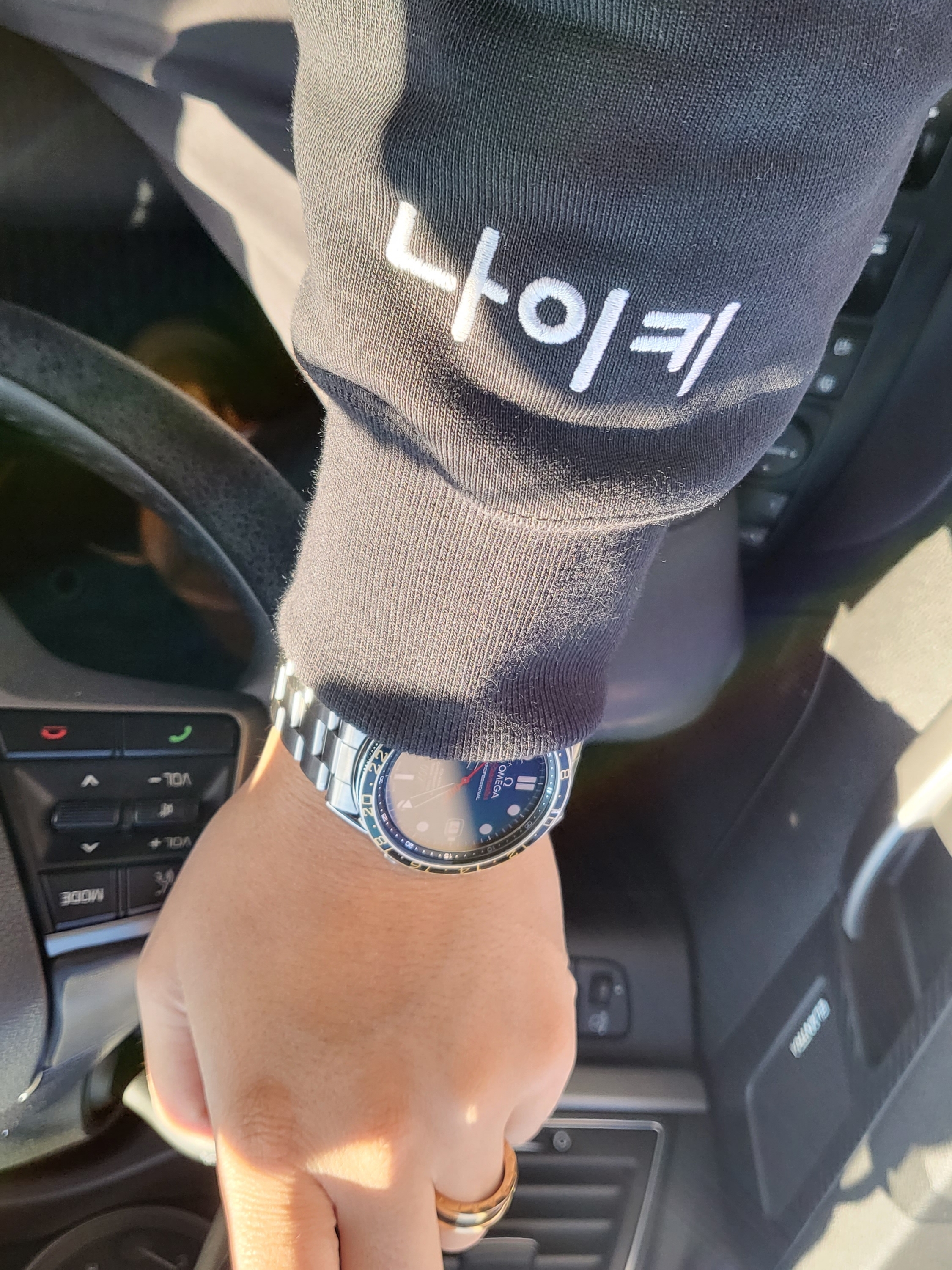 Nike Hangul Heavyweight Sweatshirt Black 착용 스타일