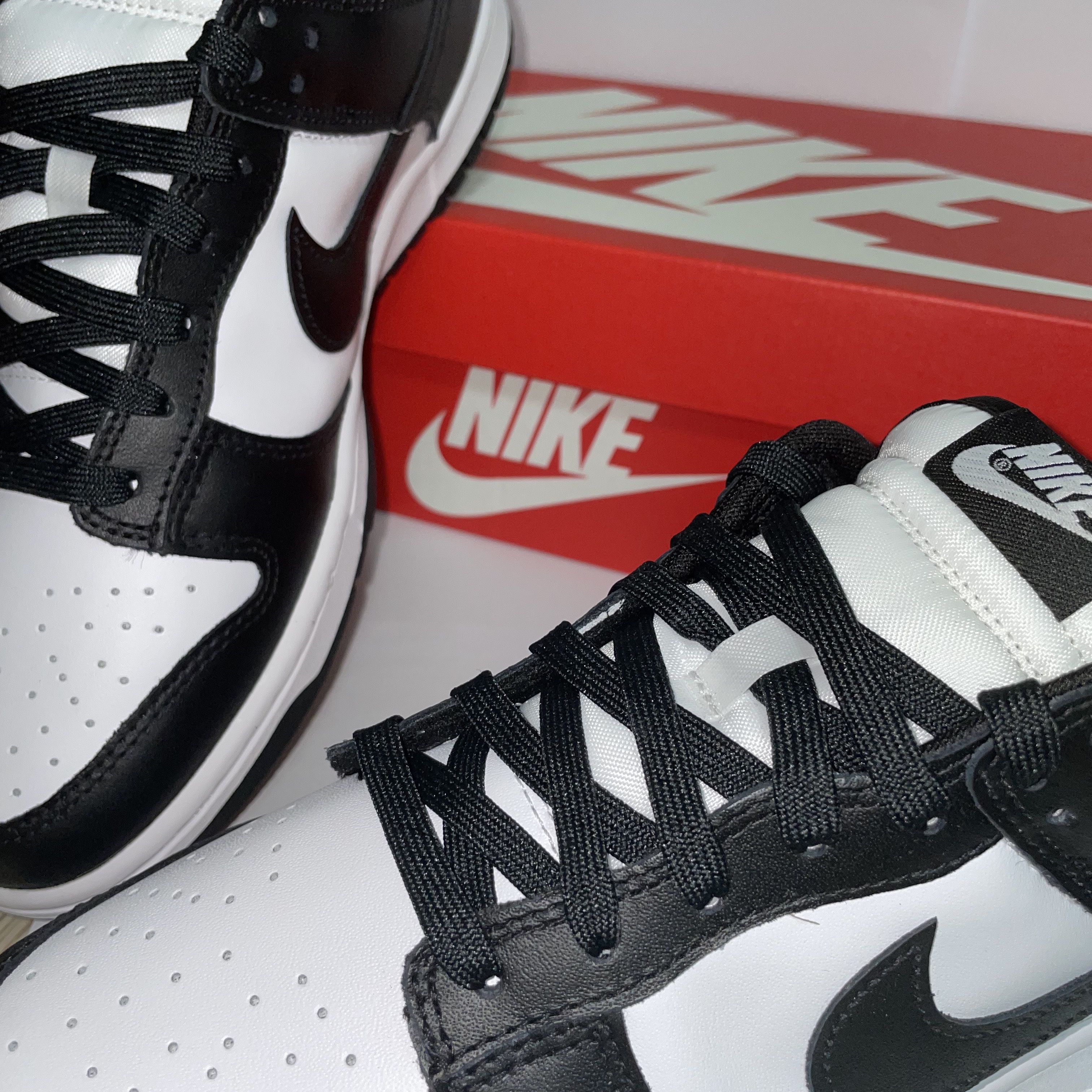 Nike Dunk Low Retro Black 착용 스타일
