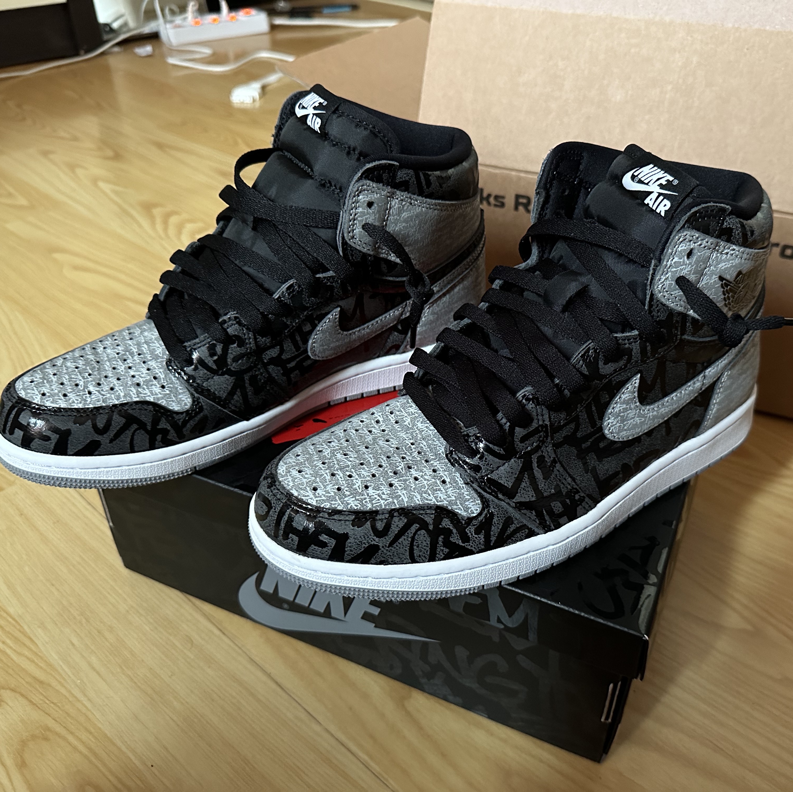 Jordan 1 Retro High OG Pollen, Jordan 1 Retro High OG Heritage 착용 스타일 - 4