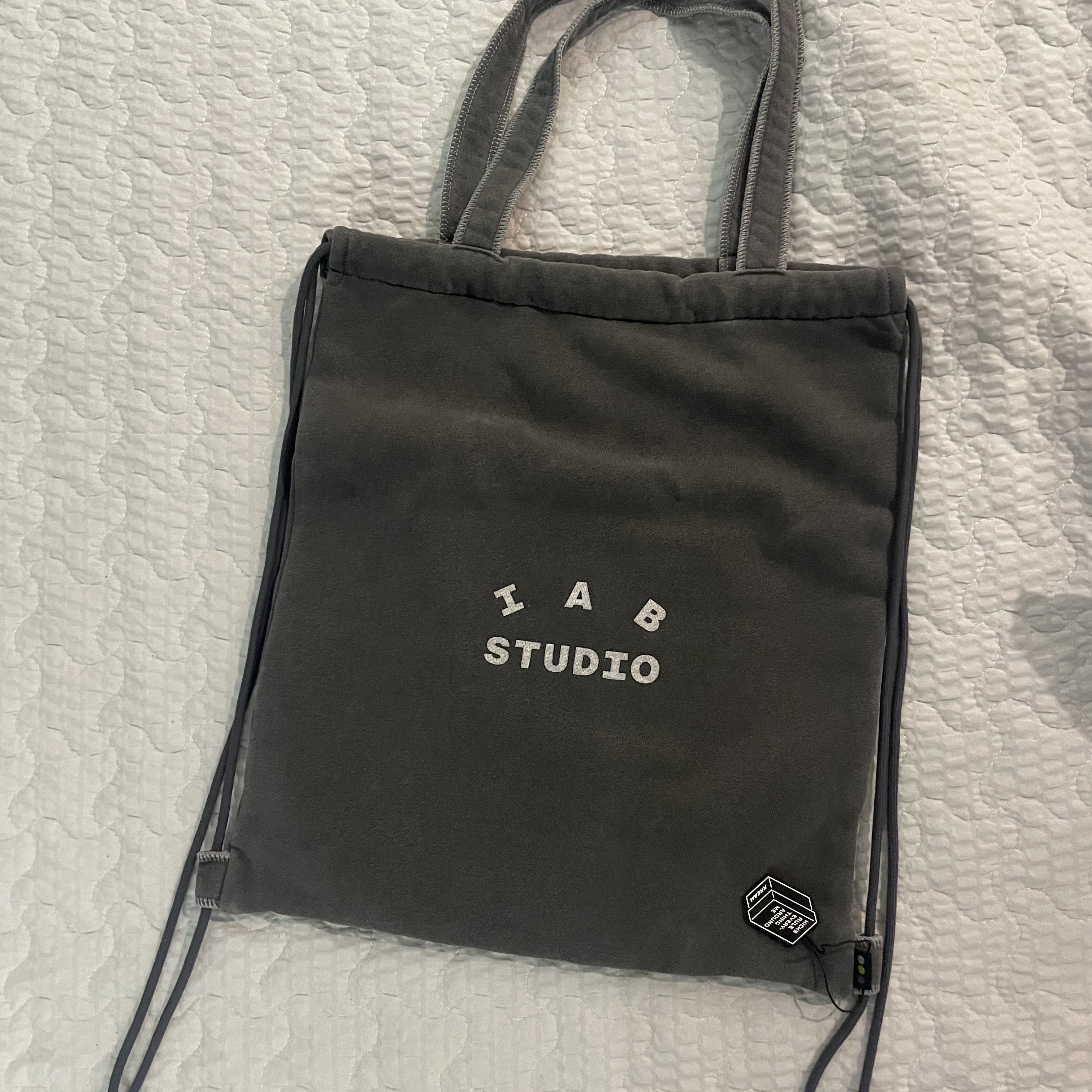 IAB Studio Pigment Sack Black, IAB Studio Pigment Hoodie & Sack Black 착용 스타일