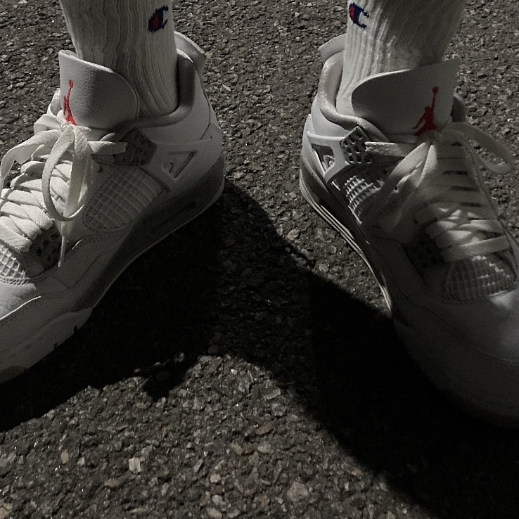 Jordan 4 Retro Tech White 착용 스타일