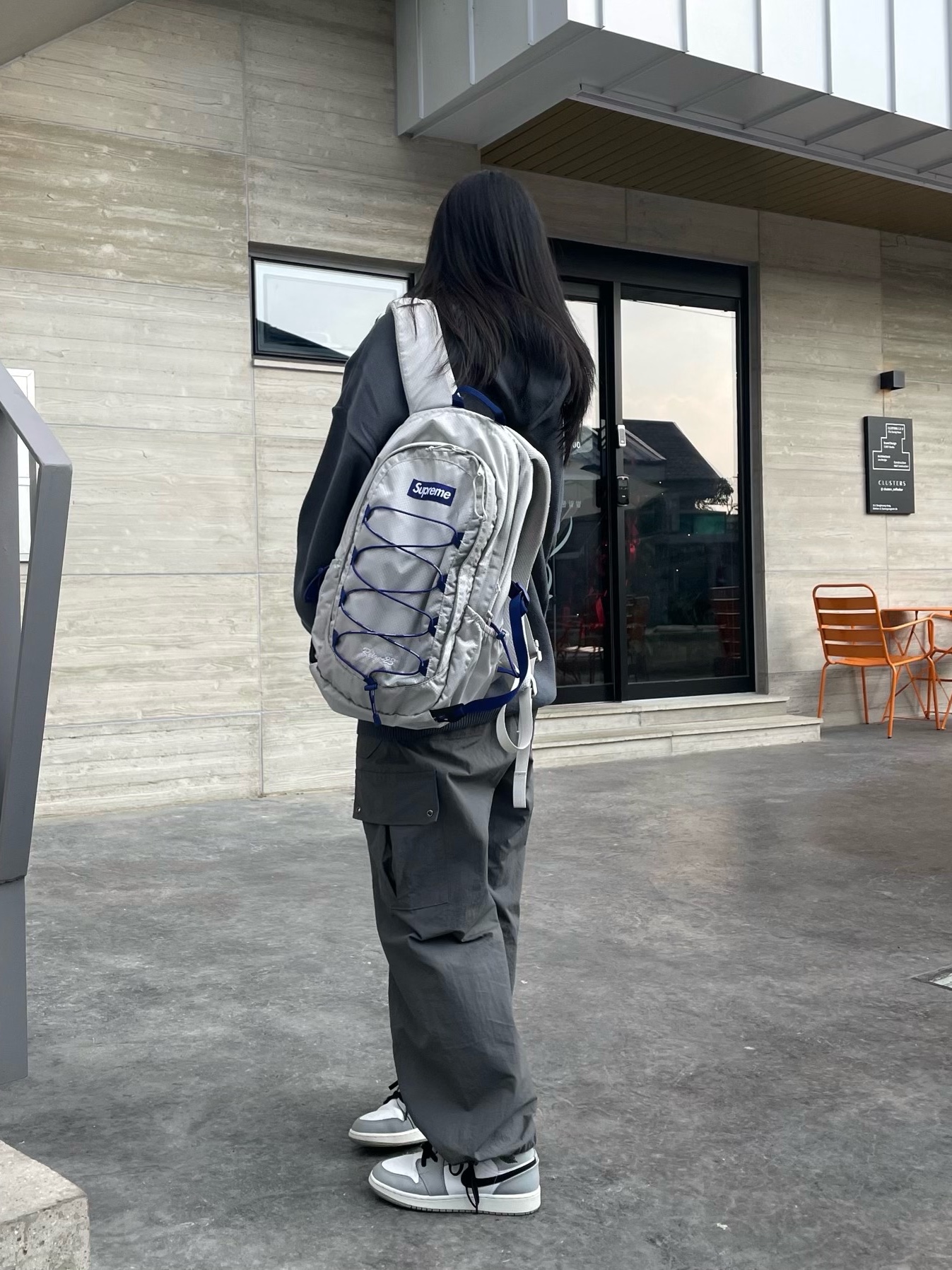 Supreme Backpack Silver - 22SS, (GS) Jordan 1 Mid Light Smoke Grey 착용 스타일 - 2