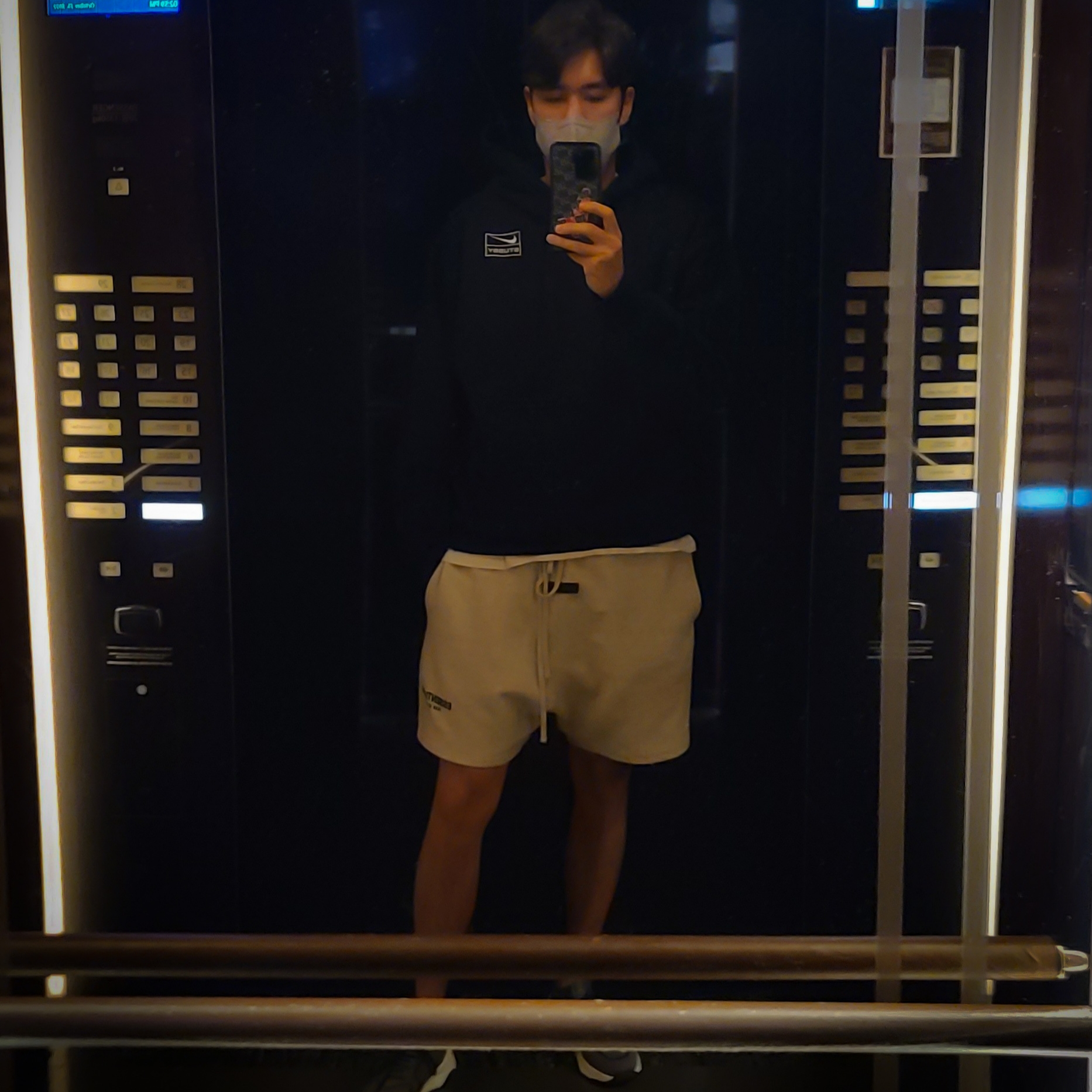 Nike x Stussy NRG RA Washed Pullover Hoodie Black (DN4028-010), Essentials 1977 Shorts Light Oatmeal - 22SS 착용 스타일