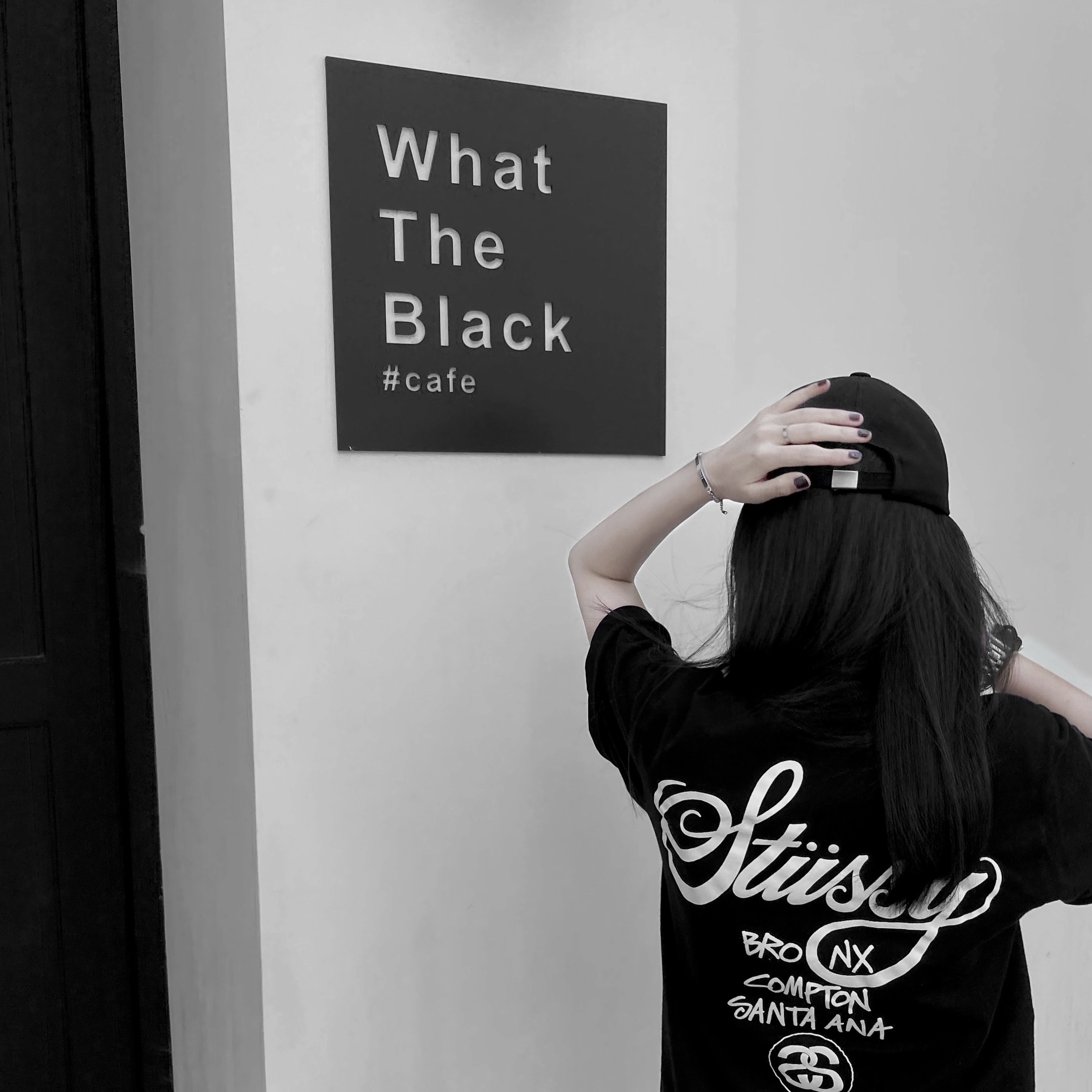 Stussy World Tour T-Shirt Black, Apple Watch Nike SE 40mm GPS Silver Aluminum Case with Nike Sport Band USB C Pure Platinum Black (Korean Ver.) 착용 스타일 - 3