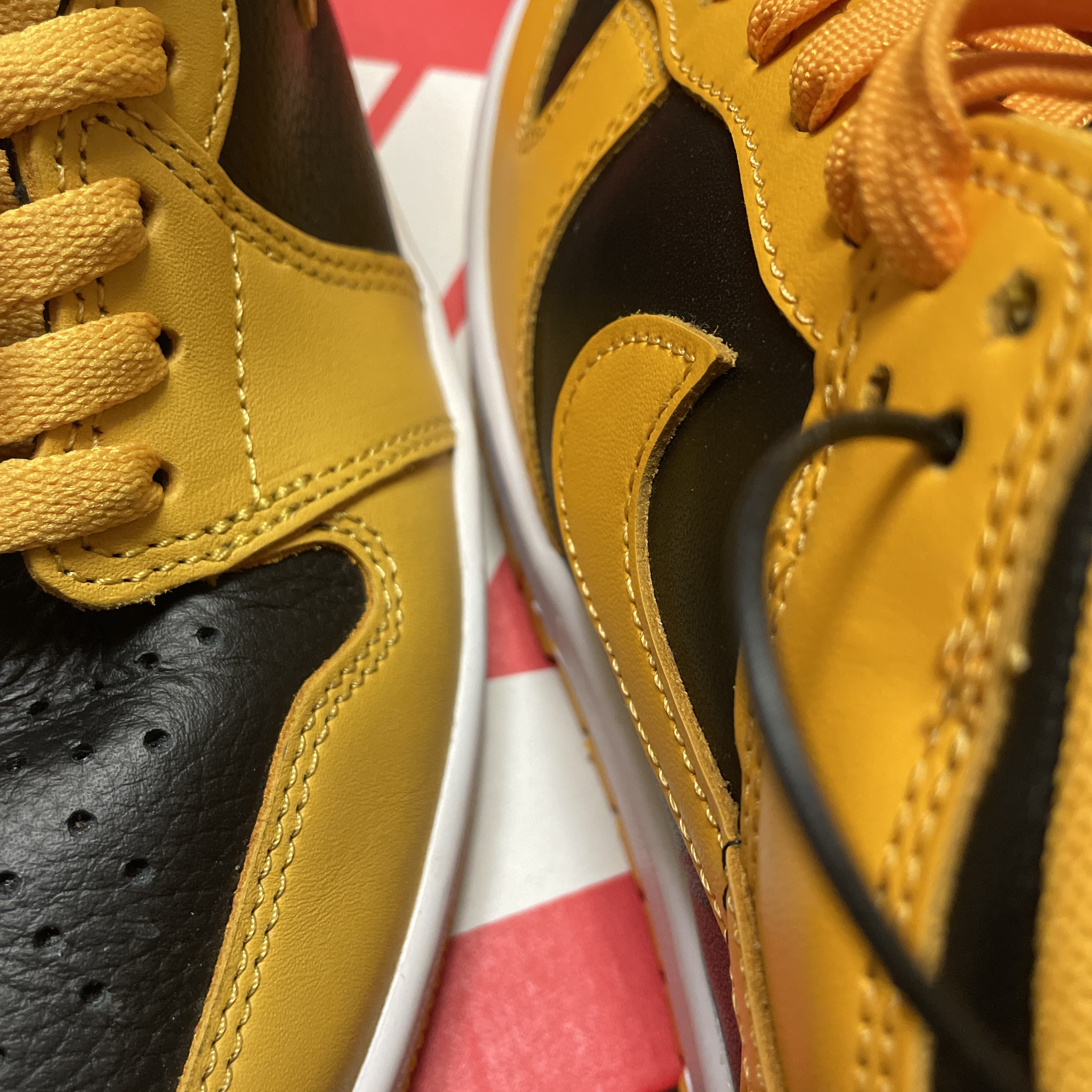Nike Dunk Low Retro Championship Goldenrod, Jordan 1 Retro High OG Pollen 착용 스타일 - 2