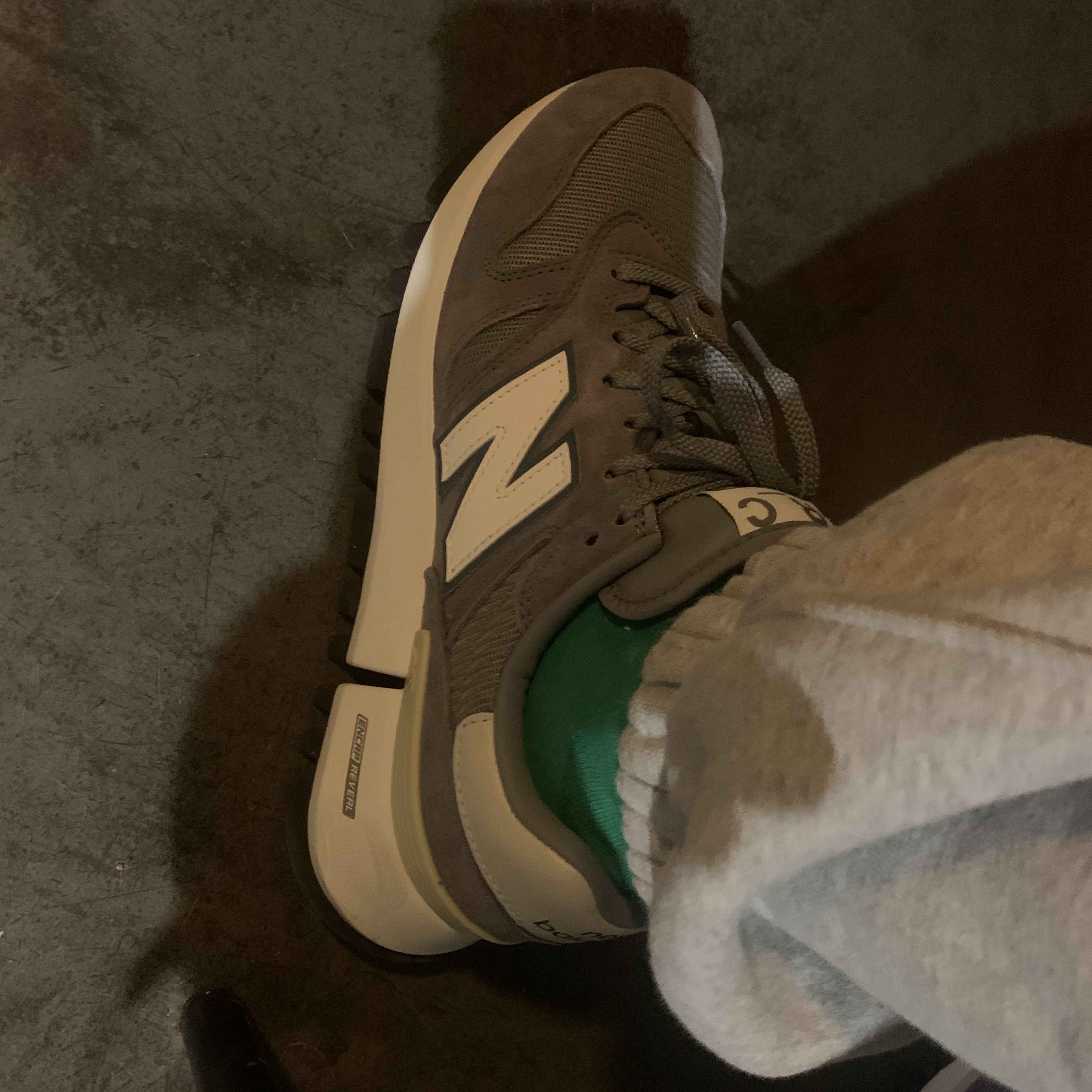 New Balance x Tokyo Design Studio R_C 1300 Grey Teal 착용 스타일