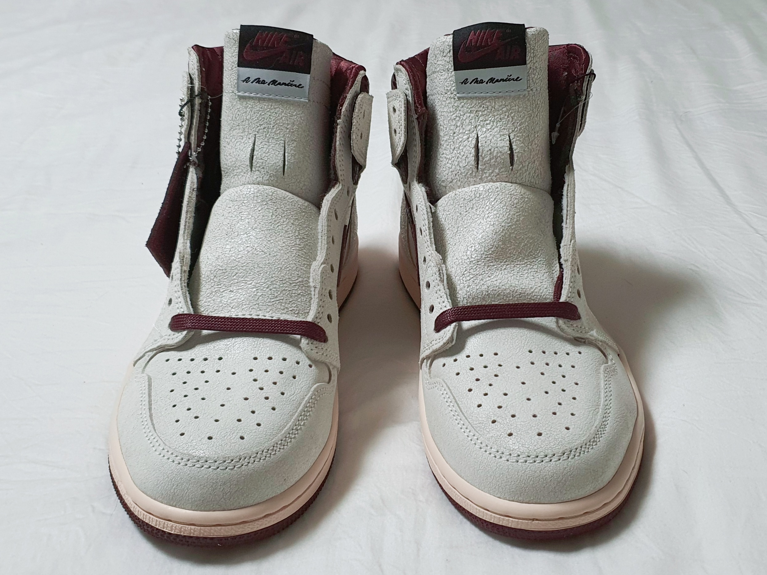Jordan 1 x A Ma Maniere Retro High OG SP Sail and Burgundy 착용 스타일 - 4