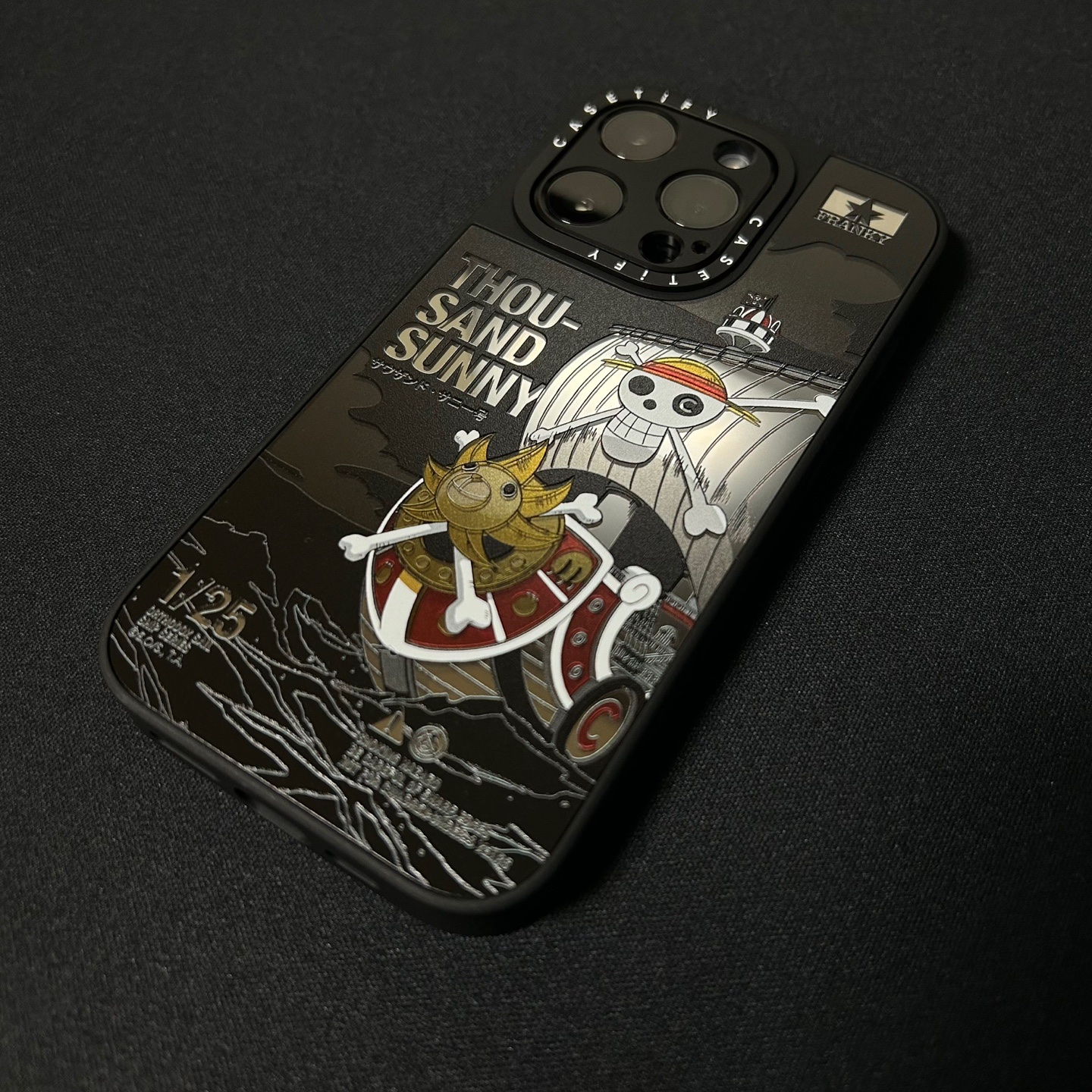 Casetify x One Piece iPhone Thousand Sunny Ship MagSafe Mirror Case Black 착용 스타일