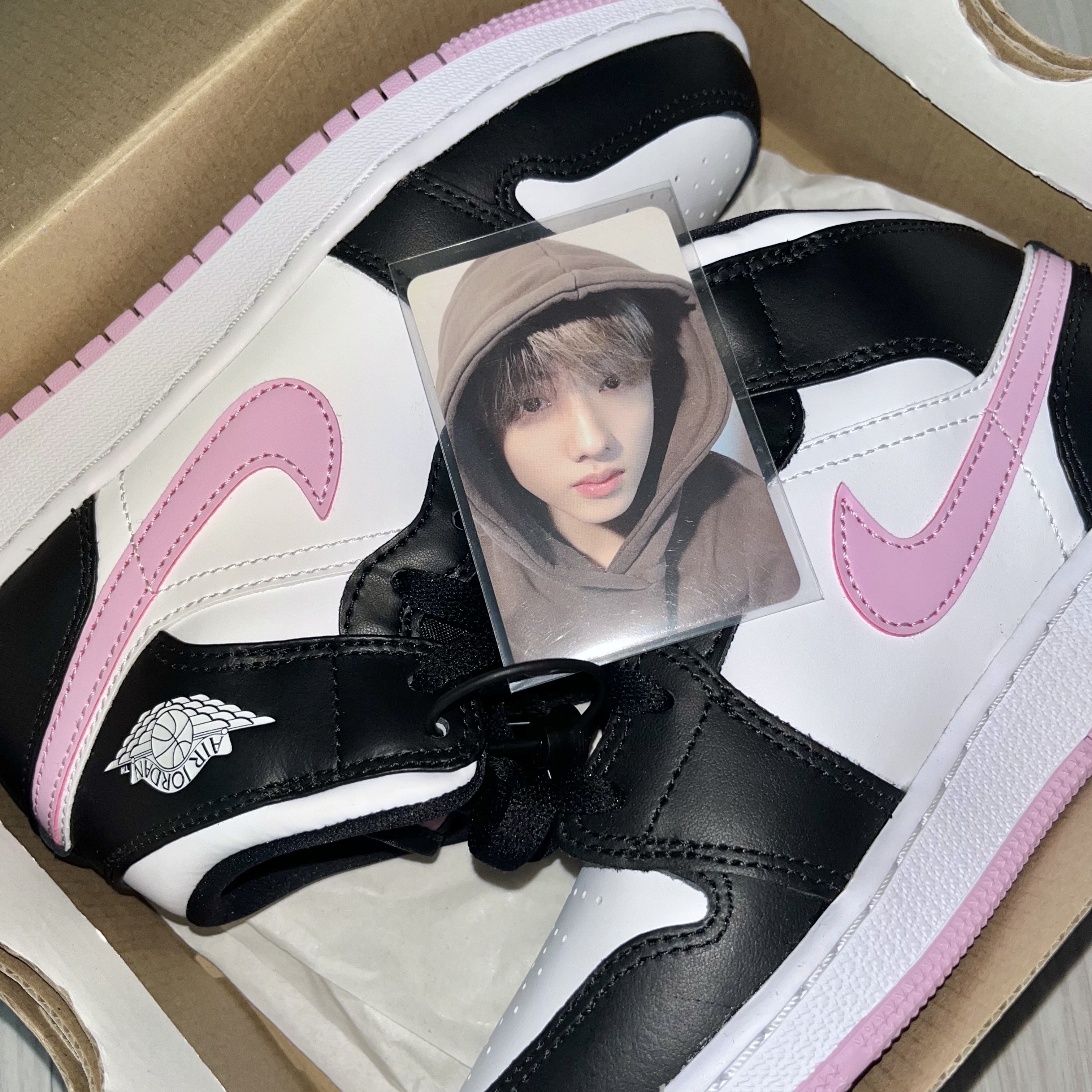 (GS) Jordan 1 Mid Light Arctic Pink 착용 스타일