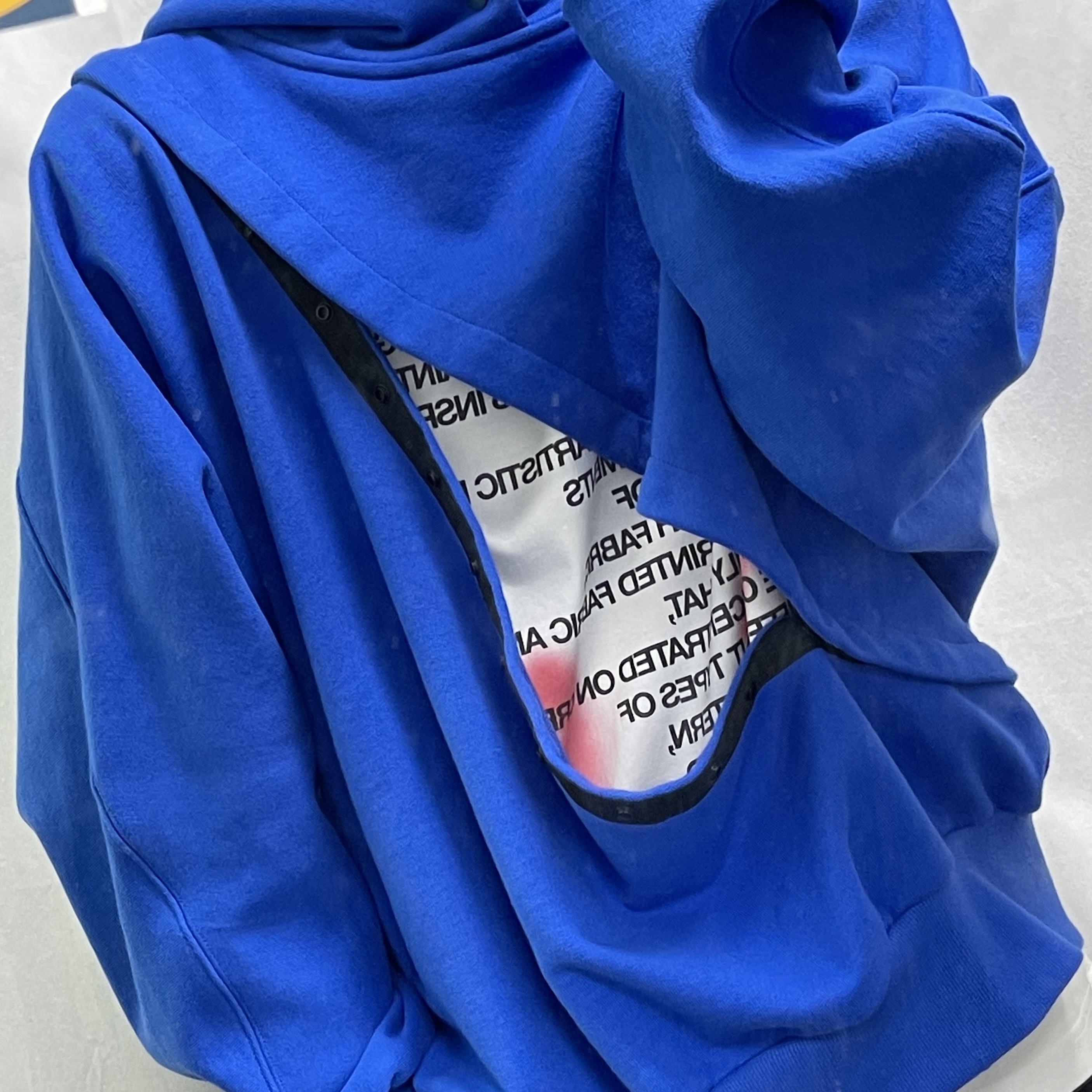 Nonnod x Shinsegae BAYC #8446 2-Piece Cropped Hoodie Washed Blue 착용 스타일