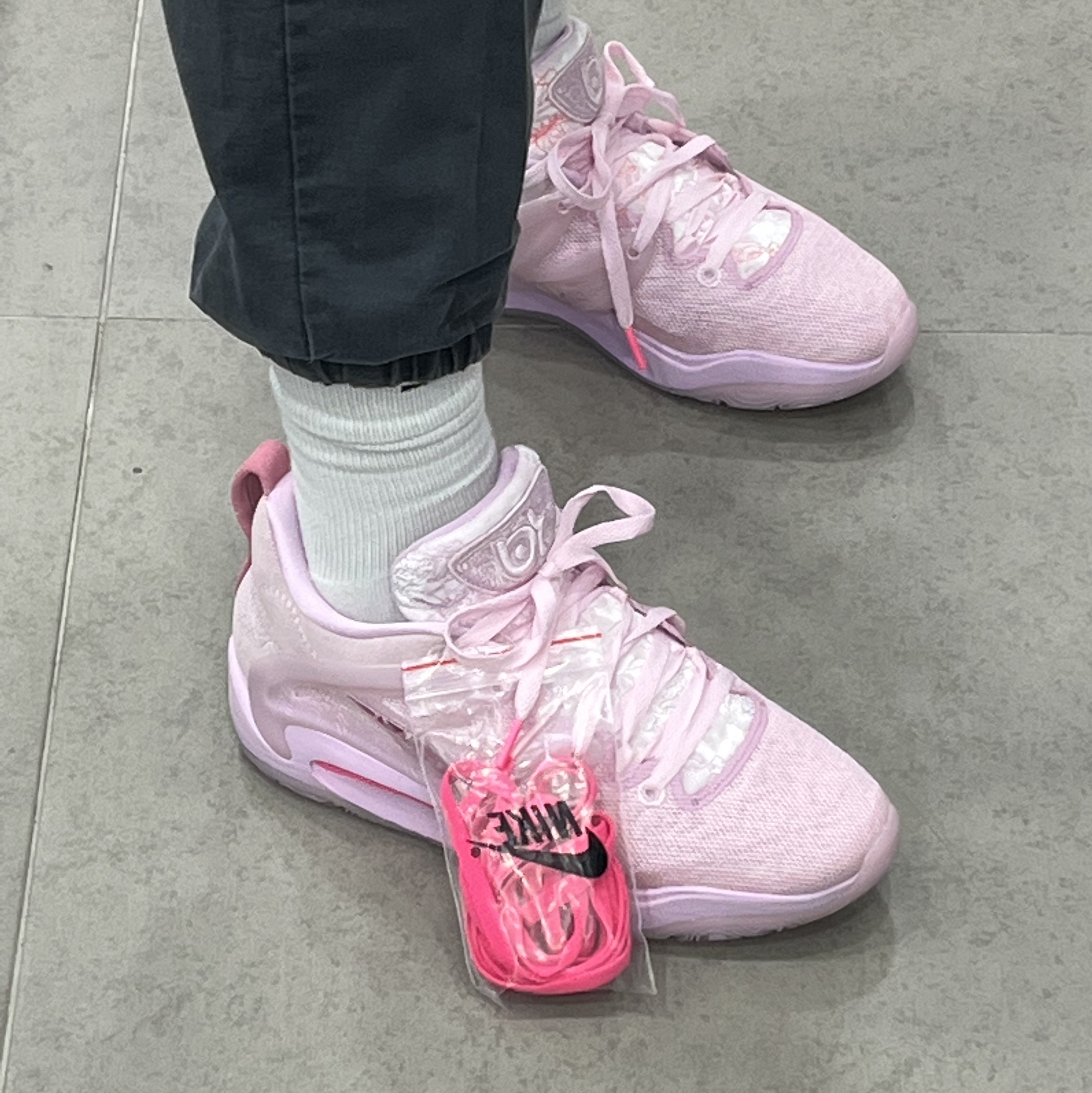 Nike KD 15 EP Pink Foam 착용 스타일 - 2